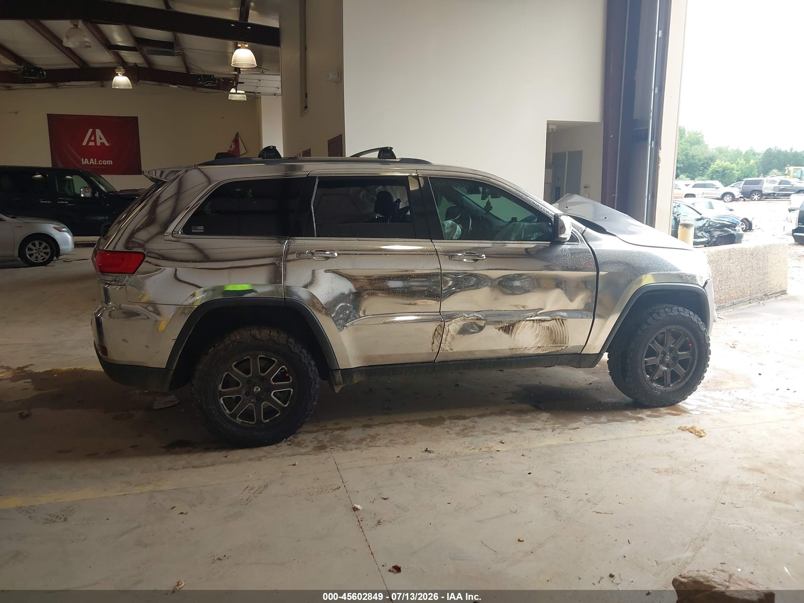 2015 Jeep Grand Cherokee Limited Silver vin: 1C4RJFBG8FC713222