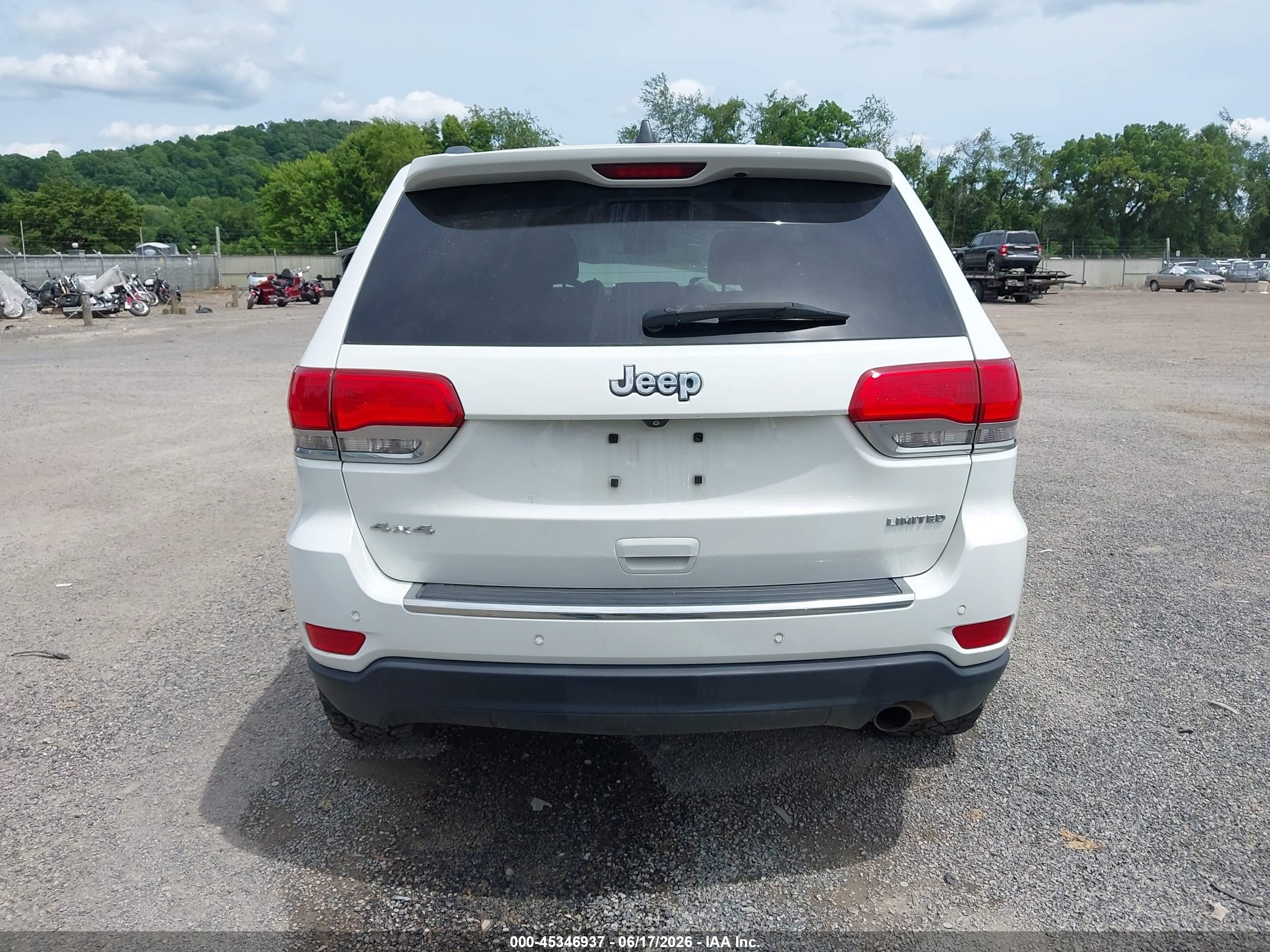 2015 Jeep Grand Cherokee Limited White vin: 1C4RJFBG8FC733552