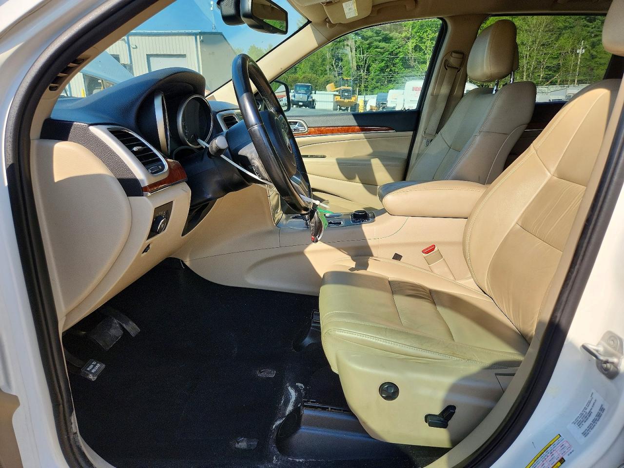 2012 Jeep Grand Cherokee Limited White vin: 1C4RJFBG9CC180101