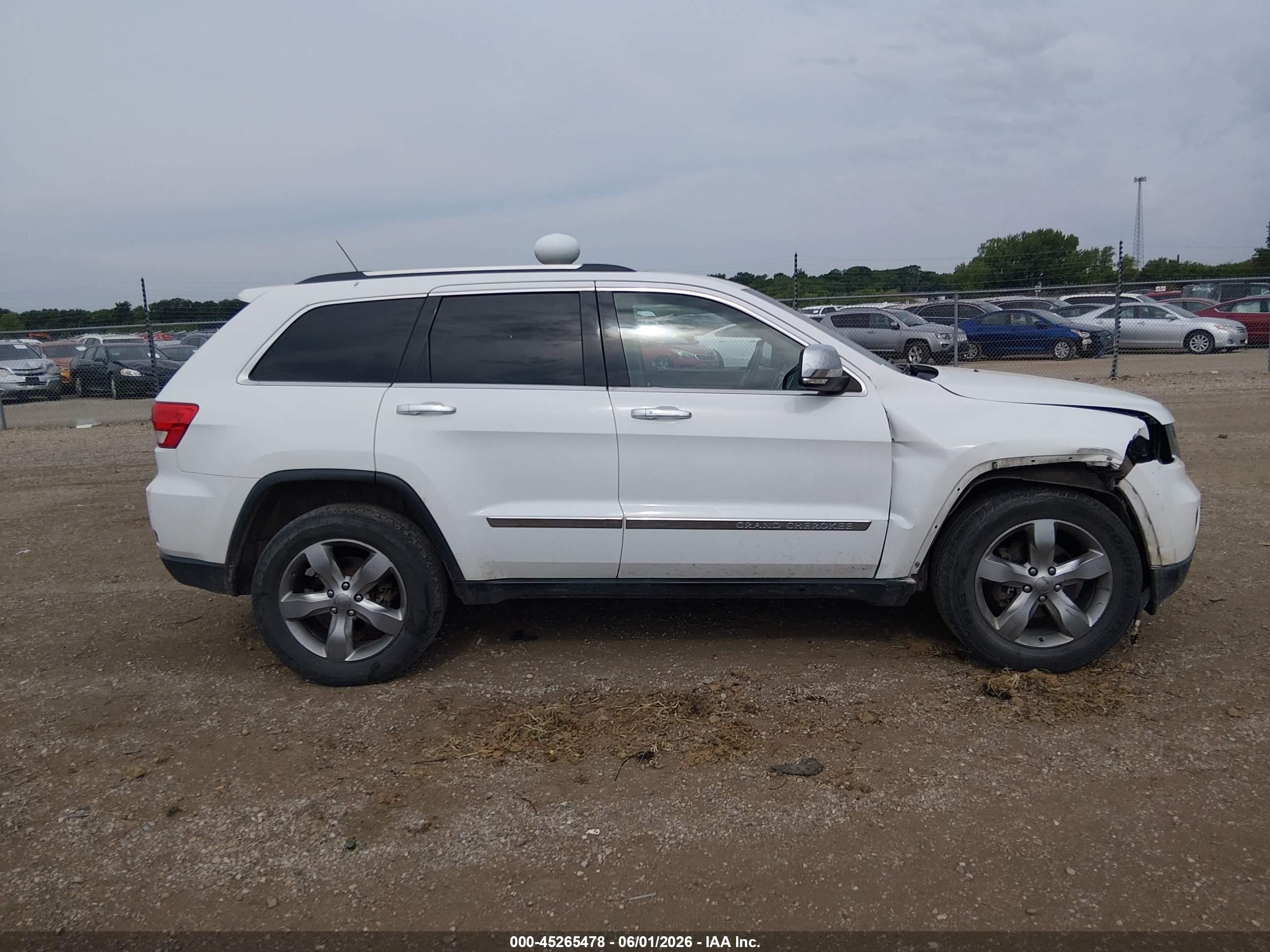 2013 Jeep Grand Cherokee Limited White vin: 1C4RJFBG9DC510997