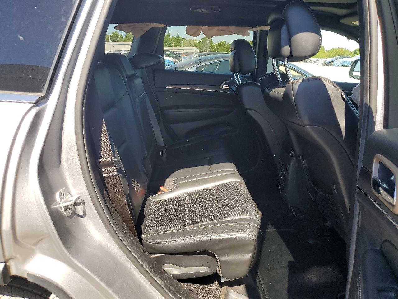 2014 Jeep Grand Cherokee Limited Silver vin: 1C4RJFBG9EC302779