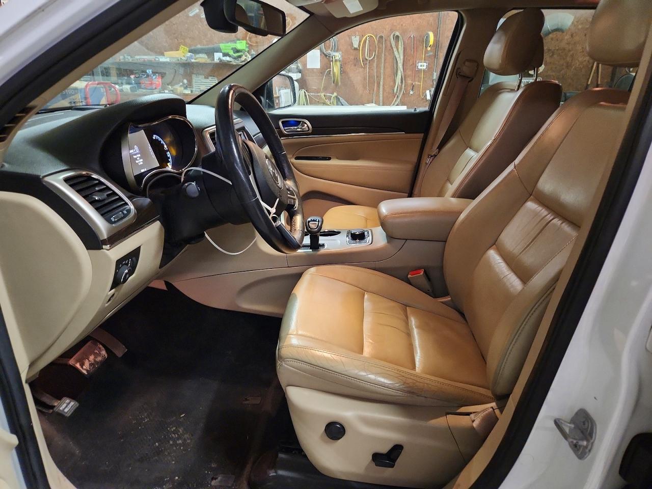 2014 Jeep Grand Cherokee Limited White vin: 1C4RJFBG9EC303043