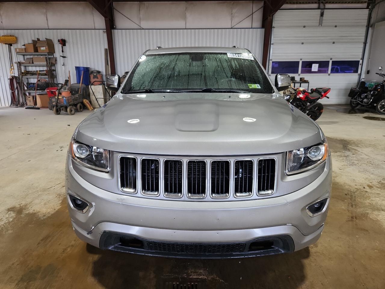 2014 Jeep Grand Cherokee Limited Gray vin: 1C4RJFBG9EC375683 Damage: Front Bumper, Dent(S) W/ Paint Dmg, 7 To 8 Inches