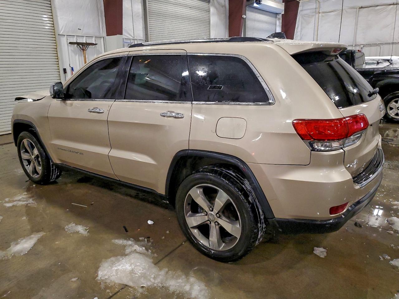 2015 Jeep Grand Cherokee Limited Бежевый vin: 1C4RJFBG9FC124177