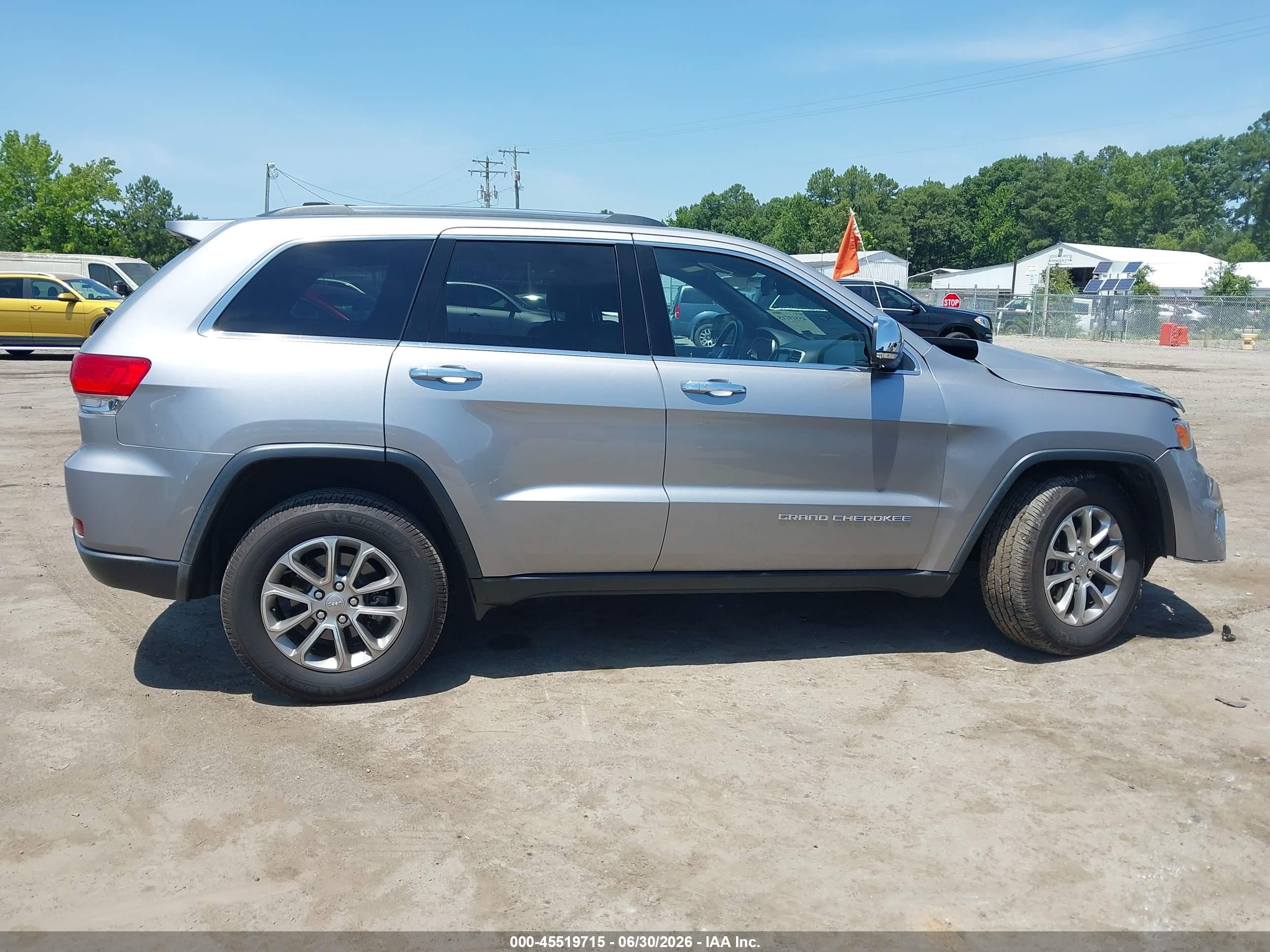 2015 Jeep Grand Cherokee Limited Silver vin: 1C4RJFBG9FC197193