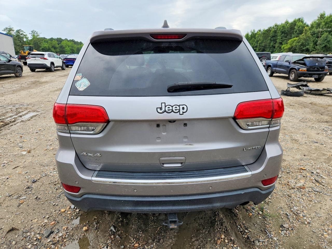 2015 Jeep Grand Cherokee Limited Silver vin: 1C4RJFBG9FC215983