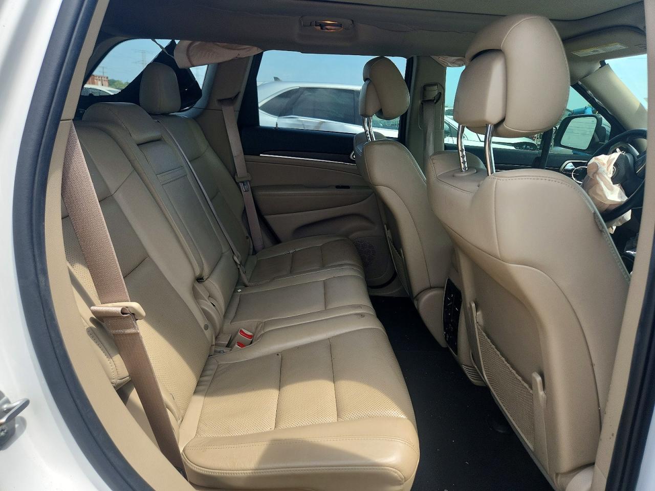 2015 Jeep Grand Cherokee Limited White vin: 1C4RJFBG9FC649711