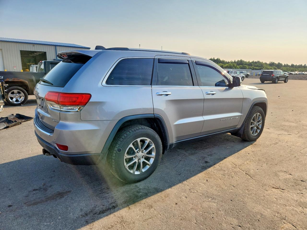 2015 Jeep Grand Cherokee Limited Silver vin: 1C4RJFBG9FC697659