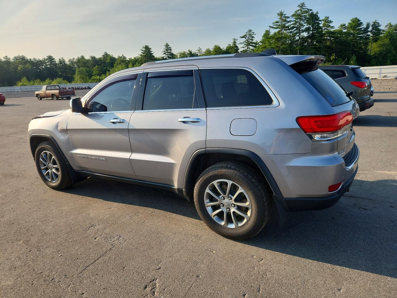 2015 Jeep Grand Cherokee Limited Silver vin: 1C4RJFBG9FC697659