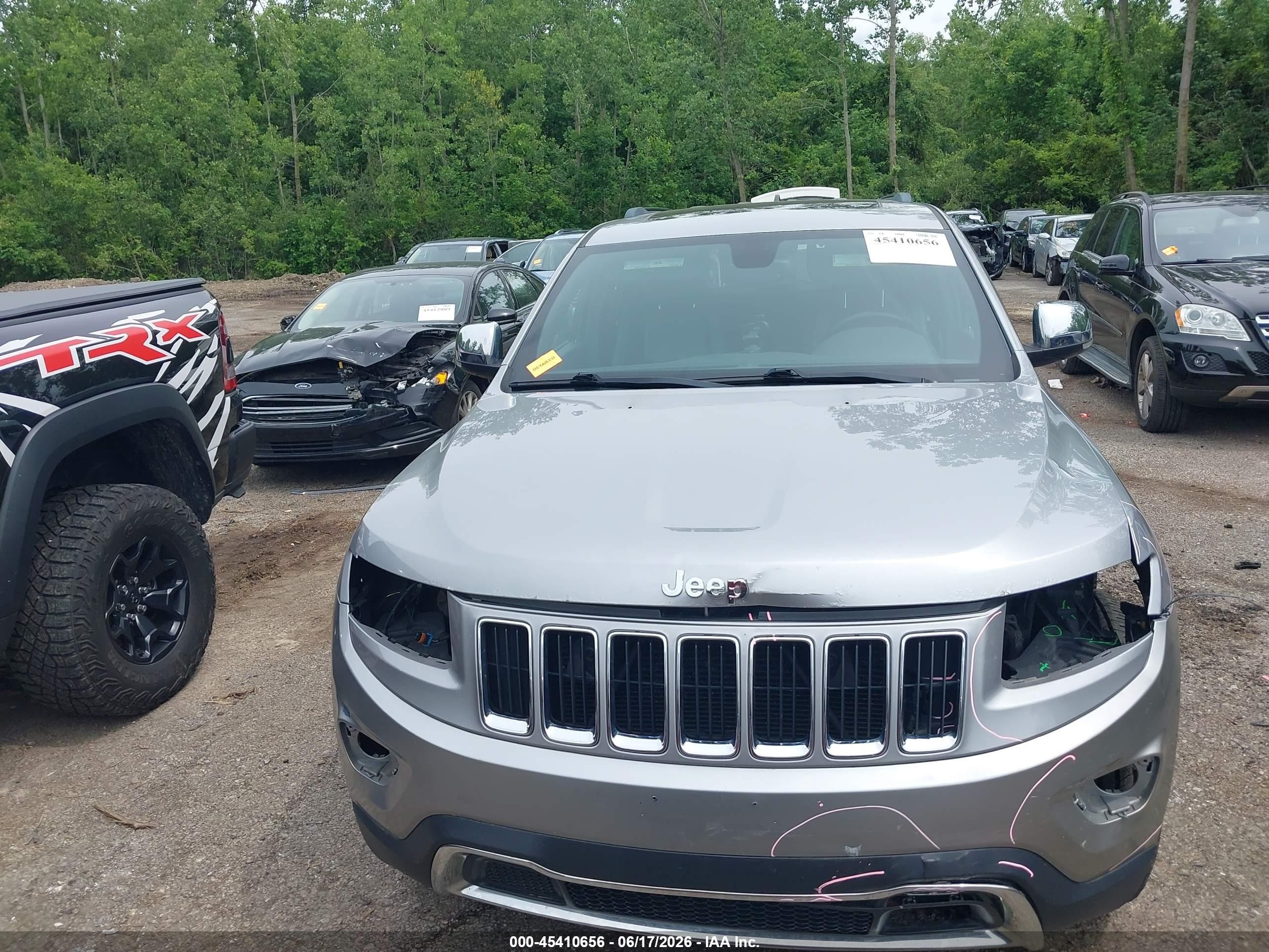 2015 Jeep Grand Cherokee Limited Серебряный vin: 1C4RJFBG9FC733298