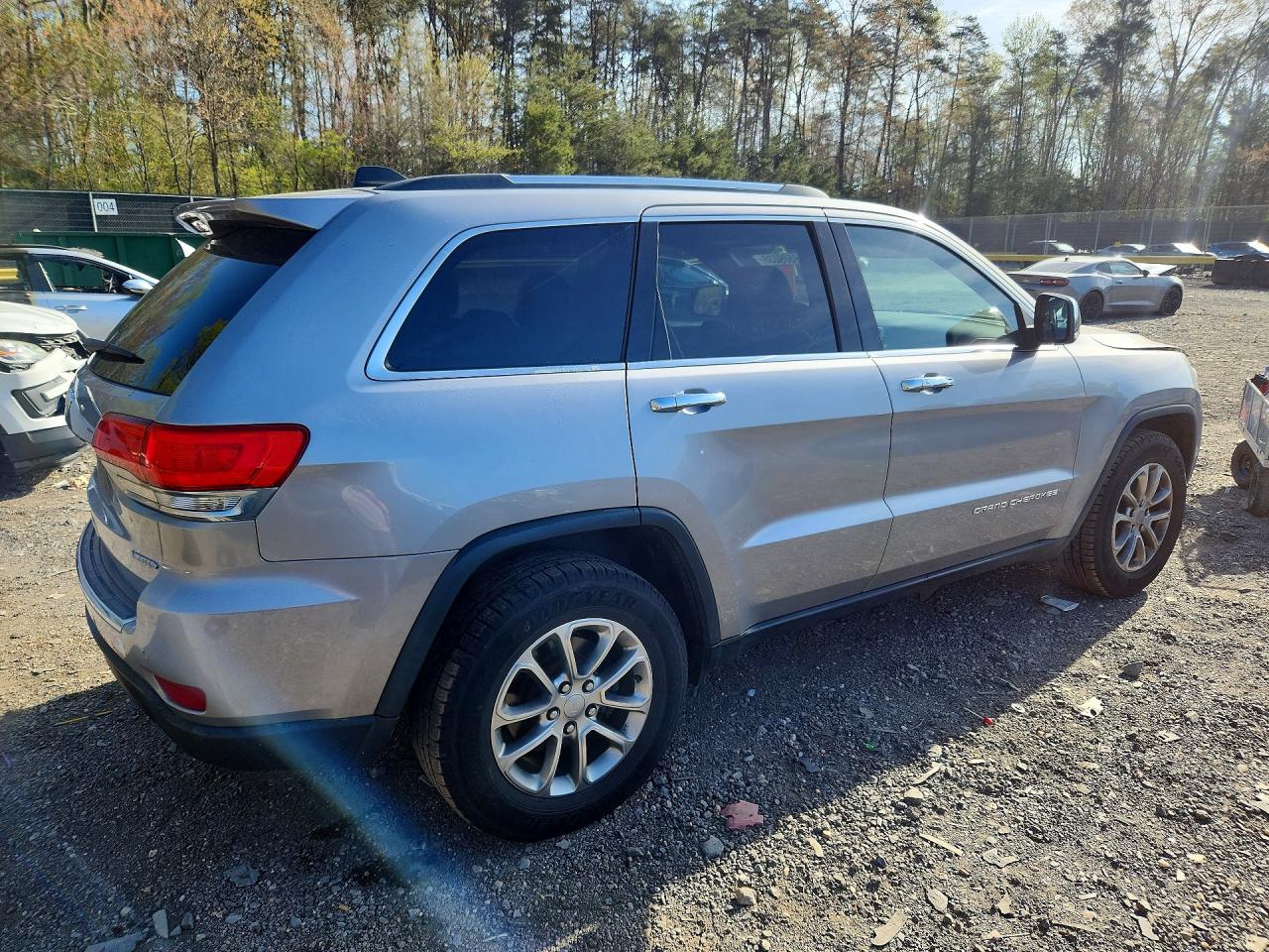 2015 Jeep Grand Cherokee Limited Silver vin: 1C4RJFBG9FC844160