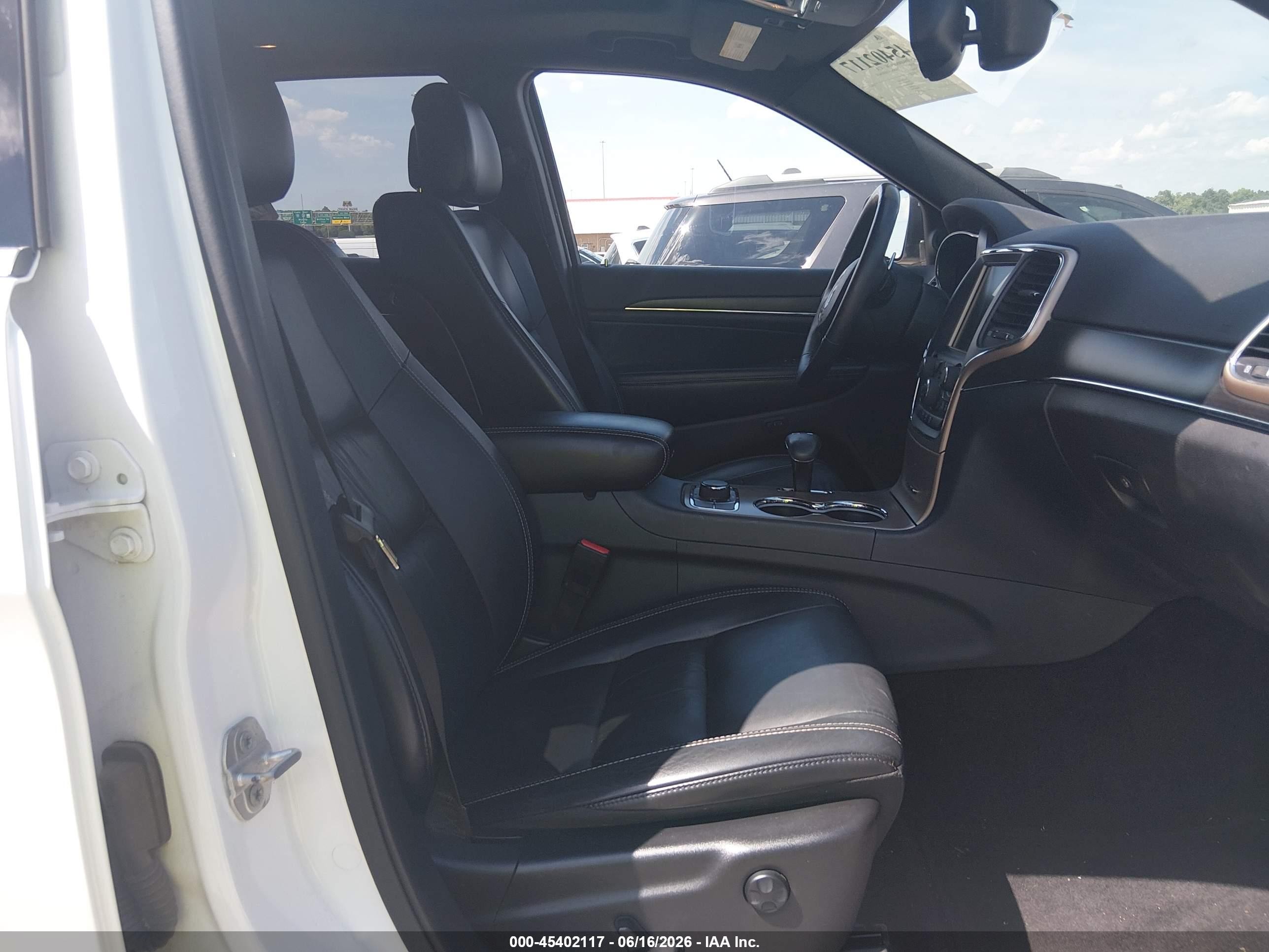 2015 Jeep Grand Cherokee Limited White vin: 1C4RJFBG9FC911016