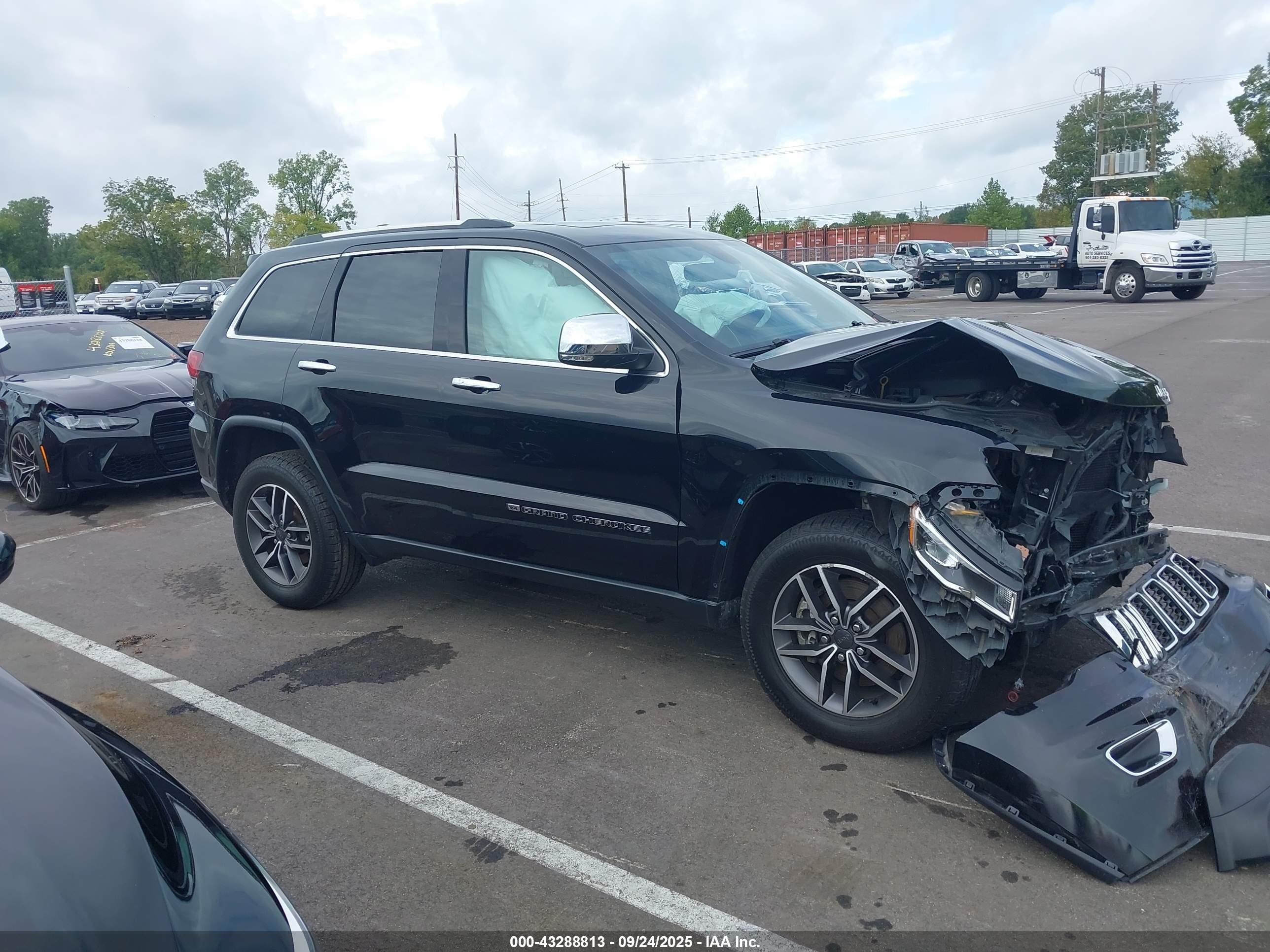 2022 Jeep Grand Cherokee Wk Limited 4x4 Черный vin: 1C4RJFBG9NC138613
