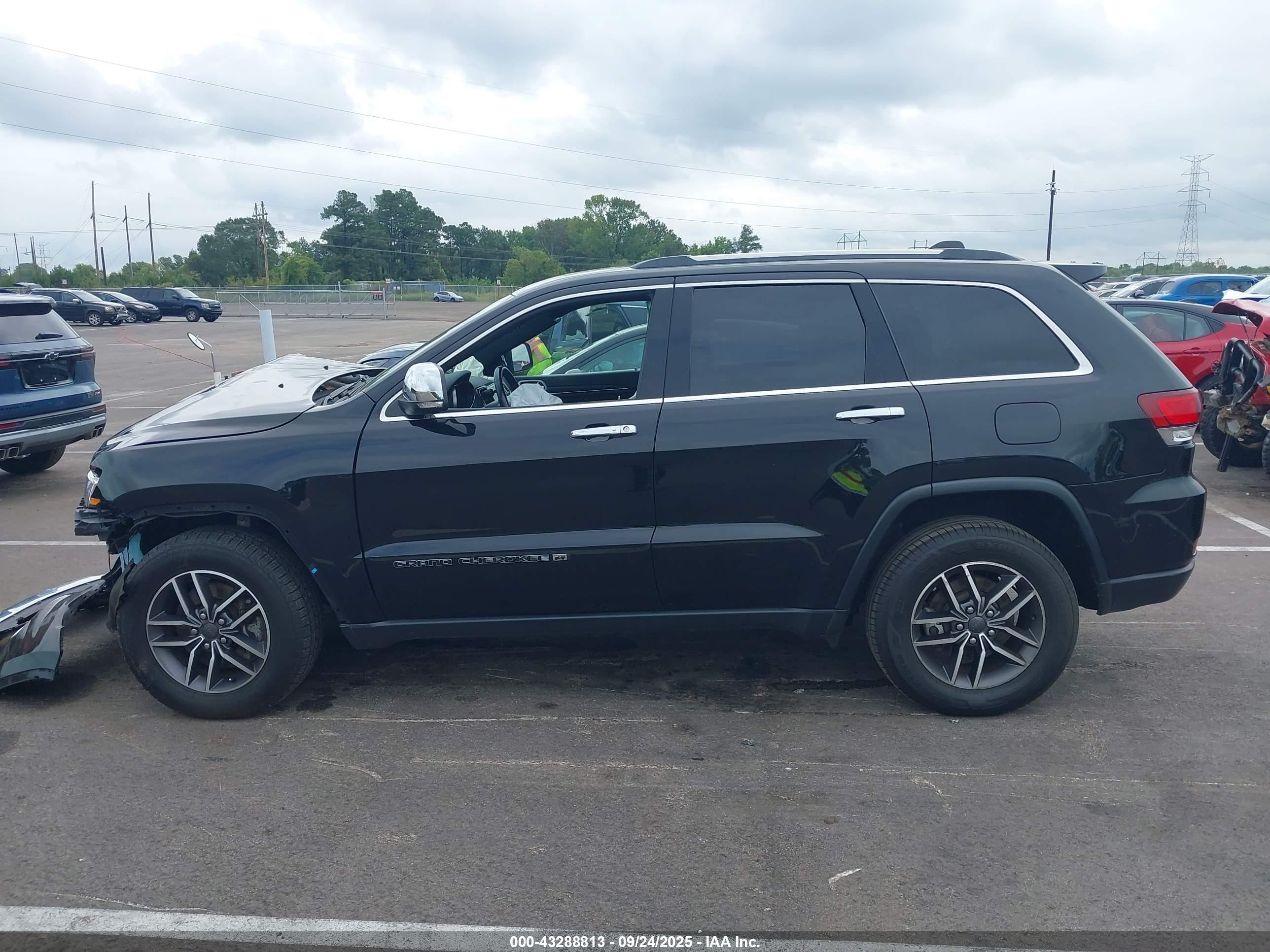 2022 Jeep Grand Cherokee Wk Limited 4x4 Черный vin: 1C4RJFBG9NC138613