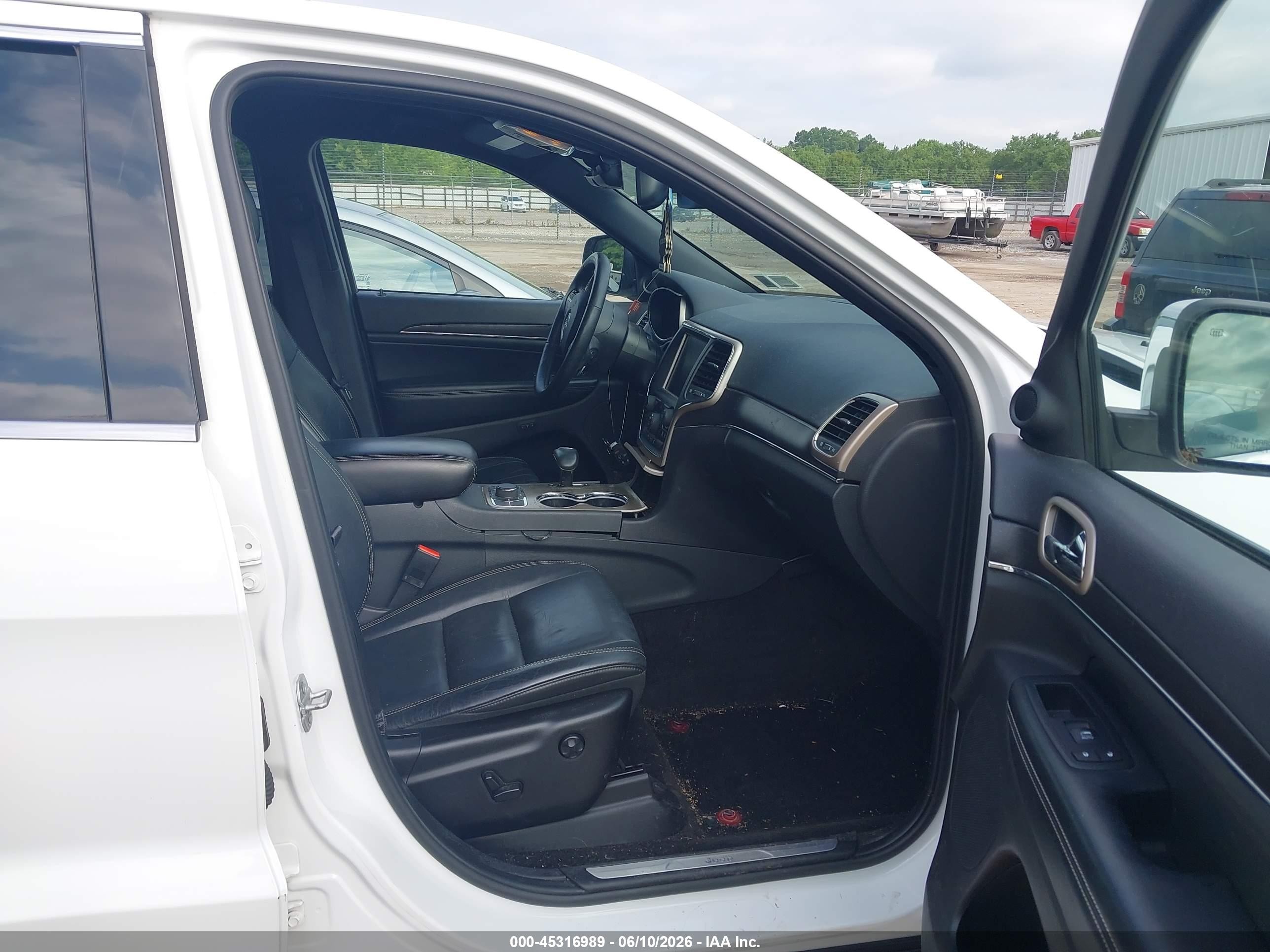 2015 Jeep Grand Cherokee Limited White vin: 1C4RJFBGXFC113334