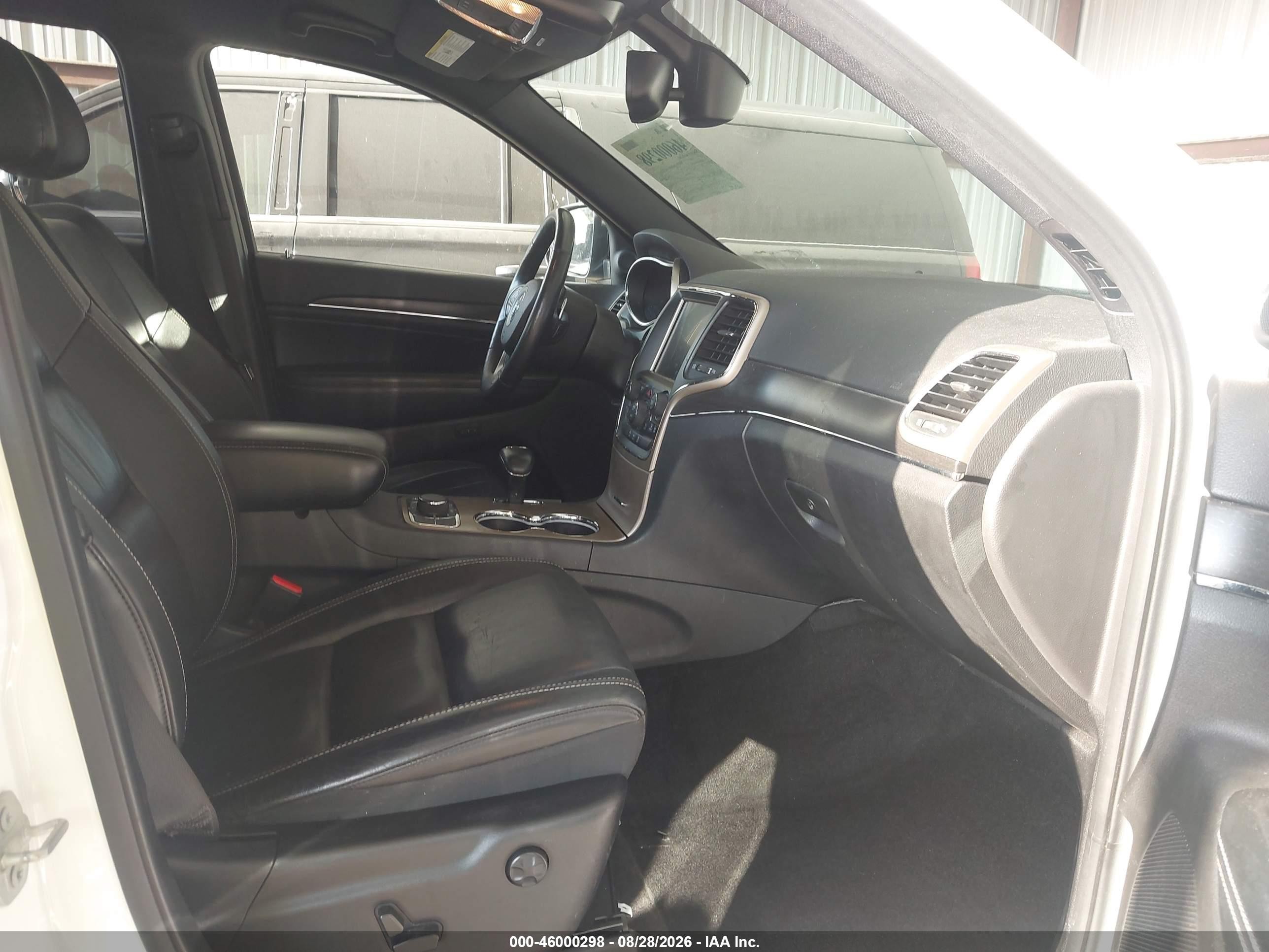 2015 Jeep Grand Cherokee Limited White vin: 1C4RJFBGXFC113334