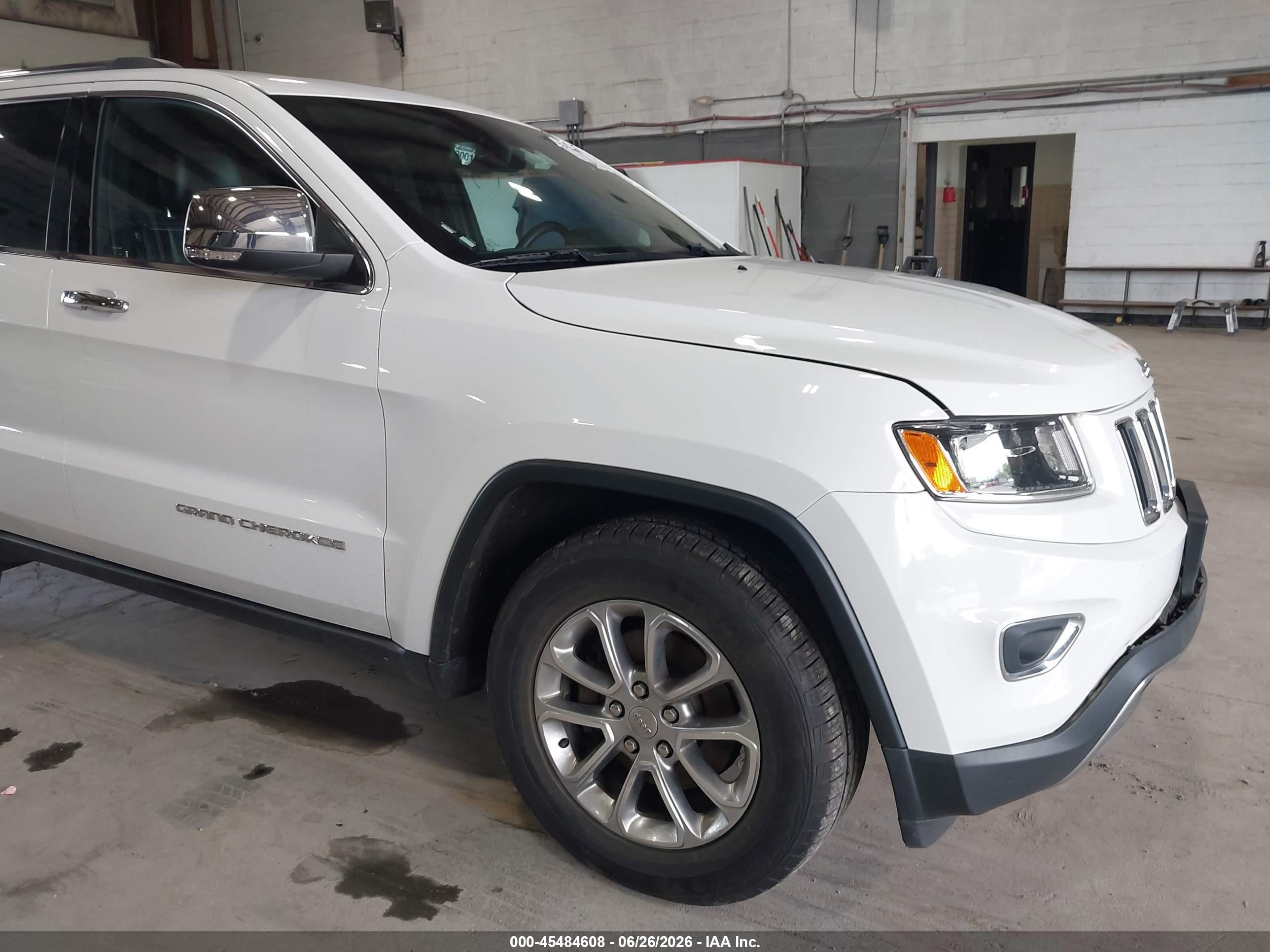 2015 Jeep Grand Cherokee Limited White vin: 1C4RJFBGXFC136001