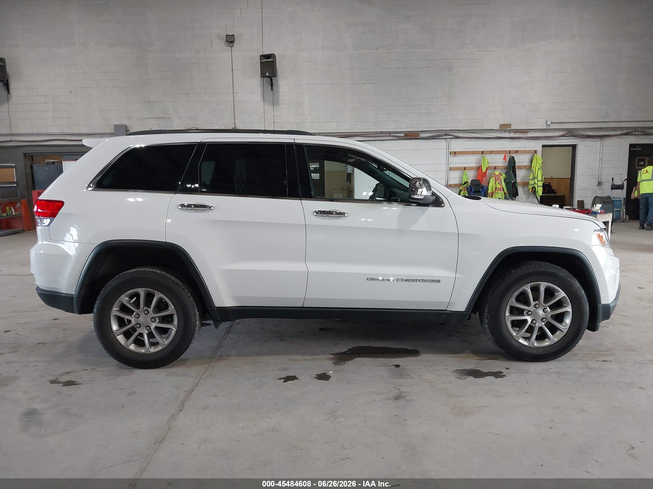 2015 Jeep Grand Cherokee Limited White vin: 1C4RJFBGXFC136001