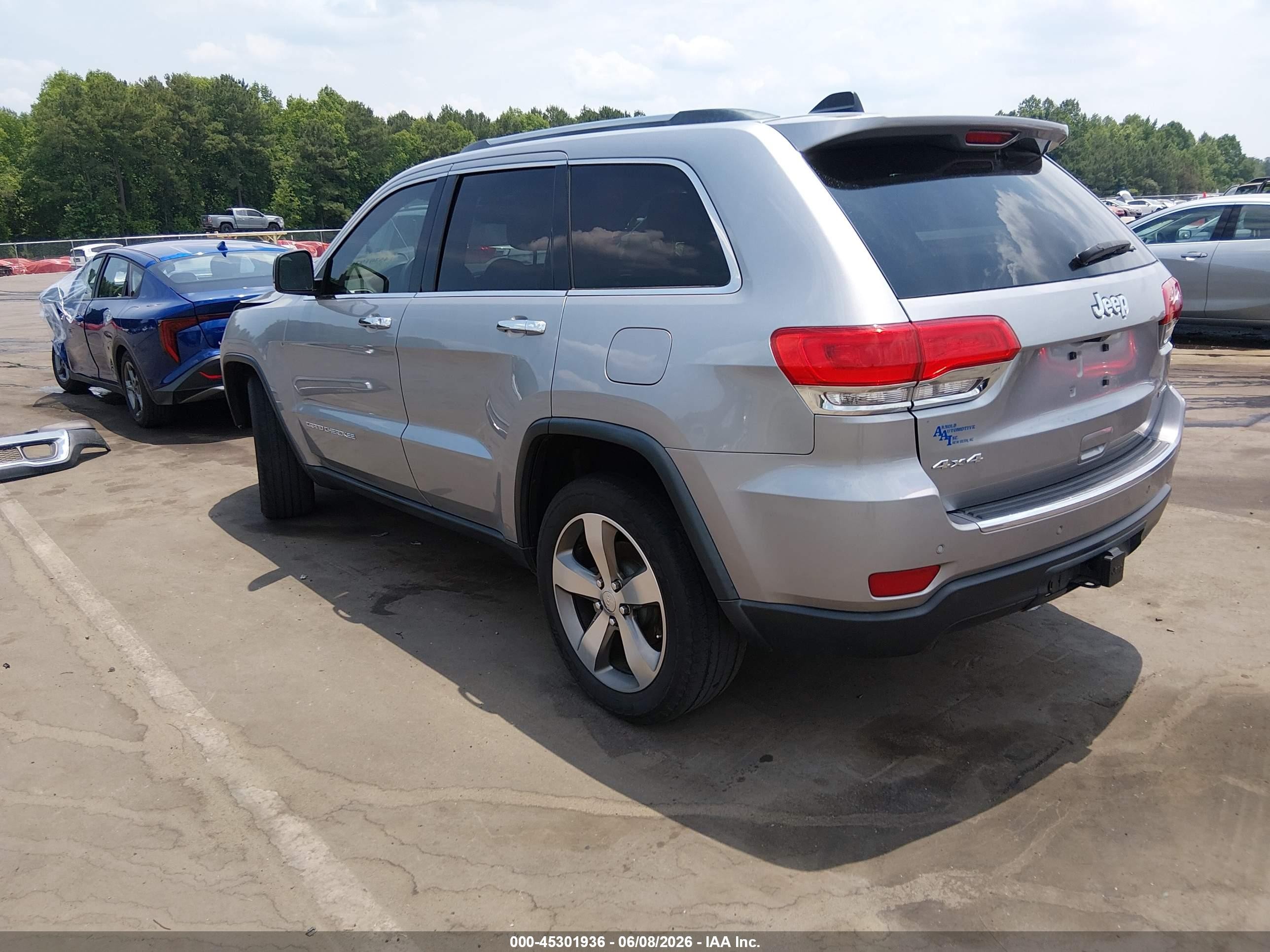 2015 Jeep Grand Cherokee Limited Silver vin: 1C4RJFBGXFC650169