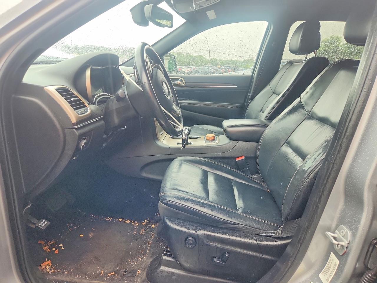 2015 Jeep Grand Cherokee Limited Silver vin: 1C4RJFBGXFC667828