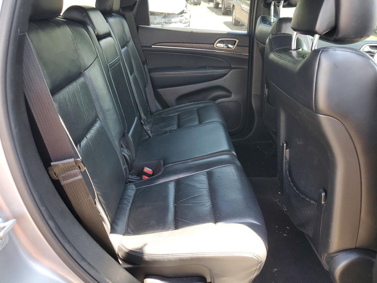 2015 Jeep Grand Cherokee Limited Серебряный vin: 1C4RJFBGXFC685200