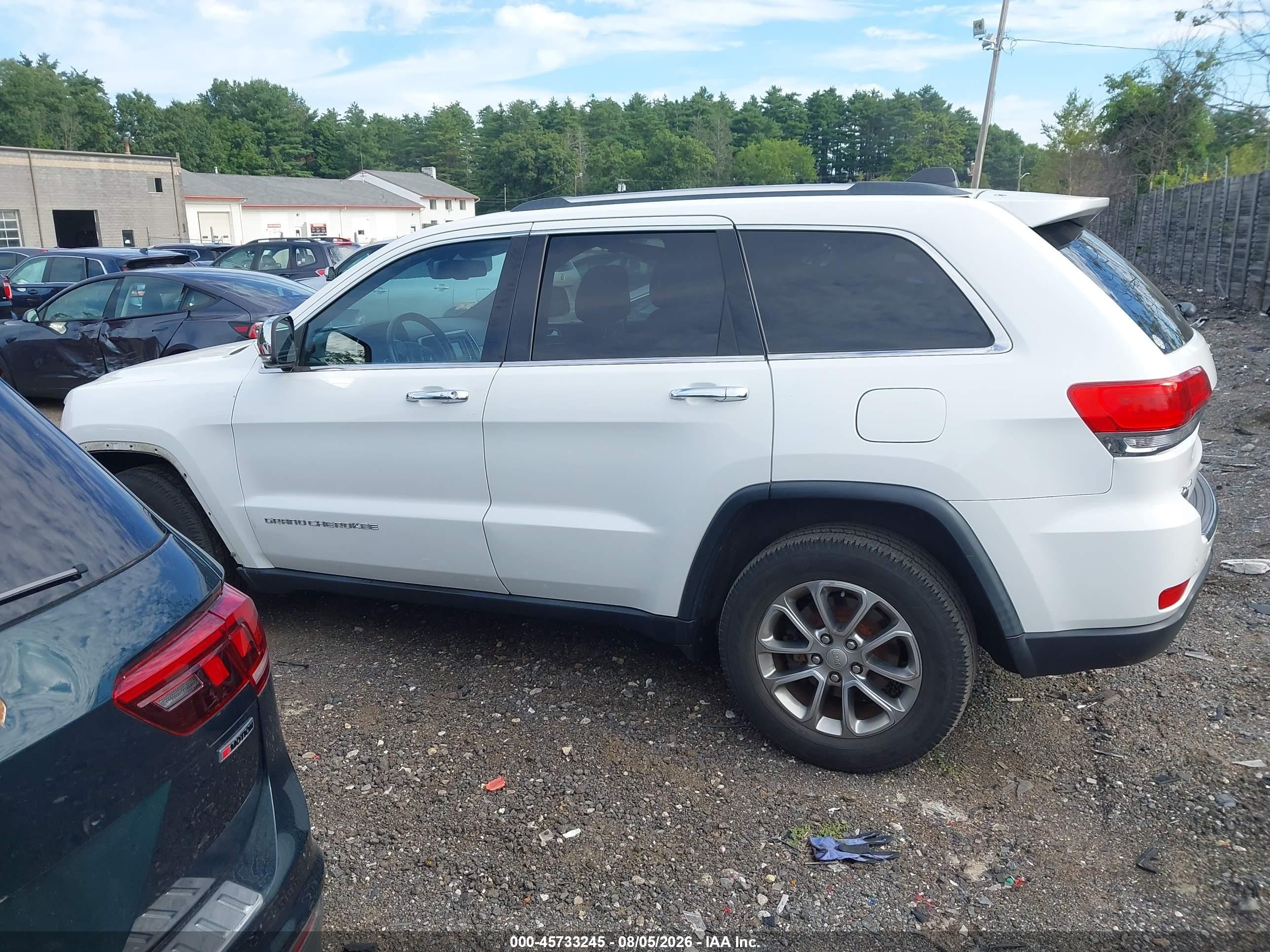2015 Jeep Grand Cherokee Limited White vin: 1C4RJFBGXFC724142