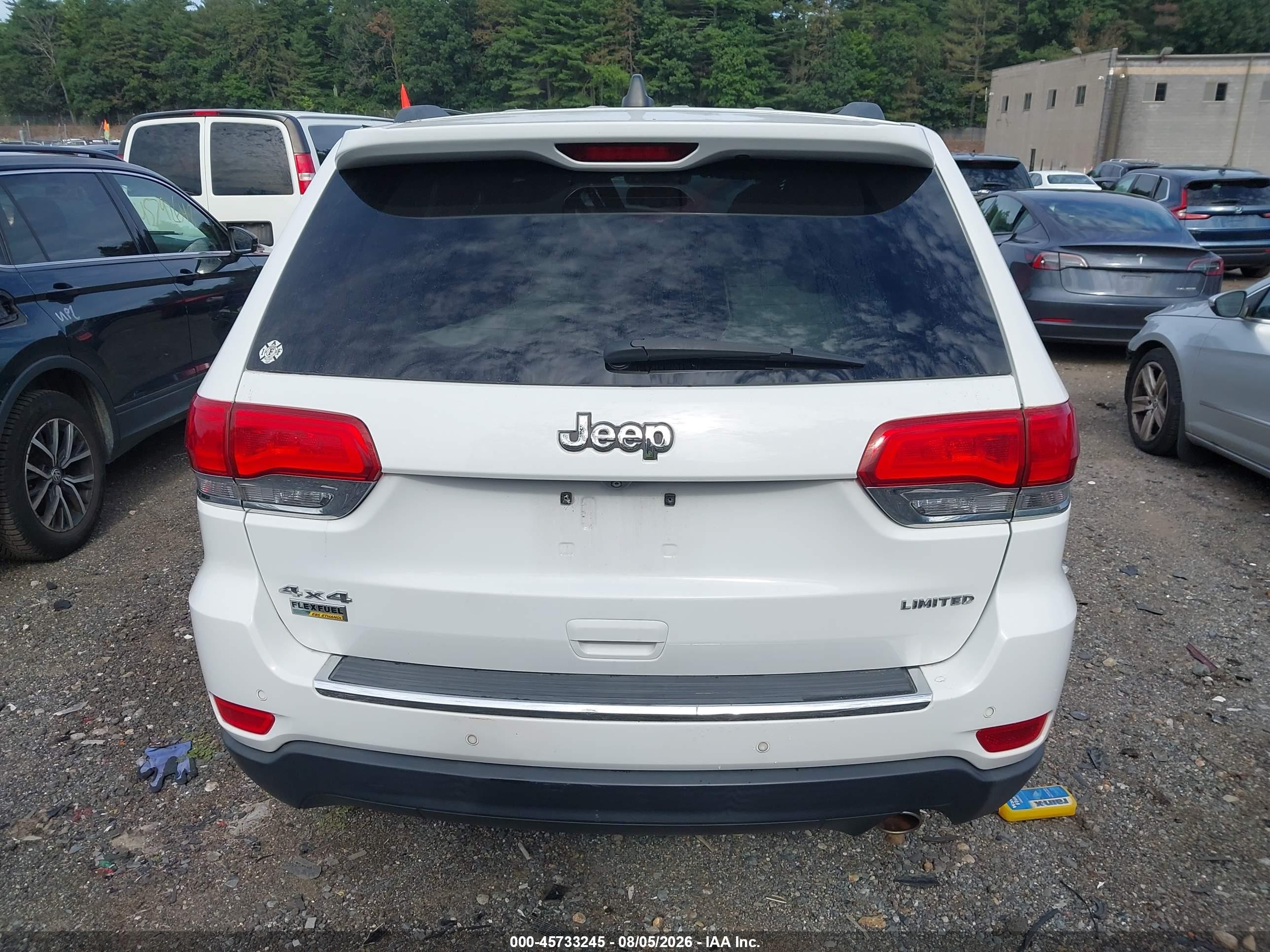 2015 Jeep Grand Cherokee Limited White vin: 1C4RJFBGXFC724142