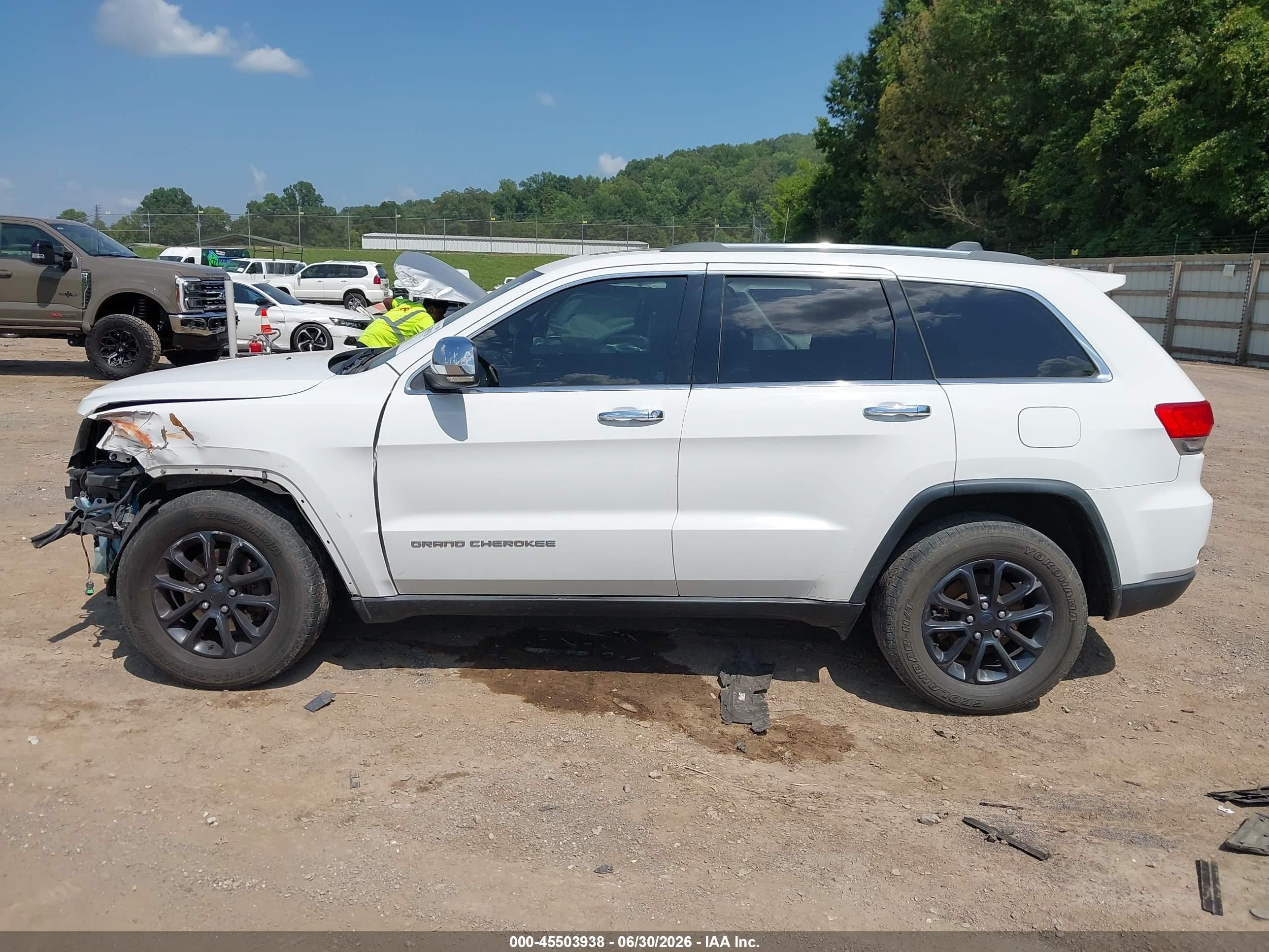 2015 Jeep Grand Cherokee Limited White vin: 1C4RJFBGXFC878320