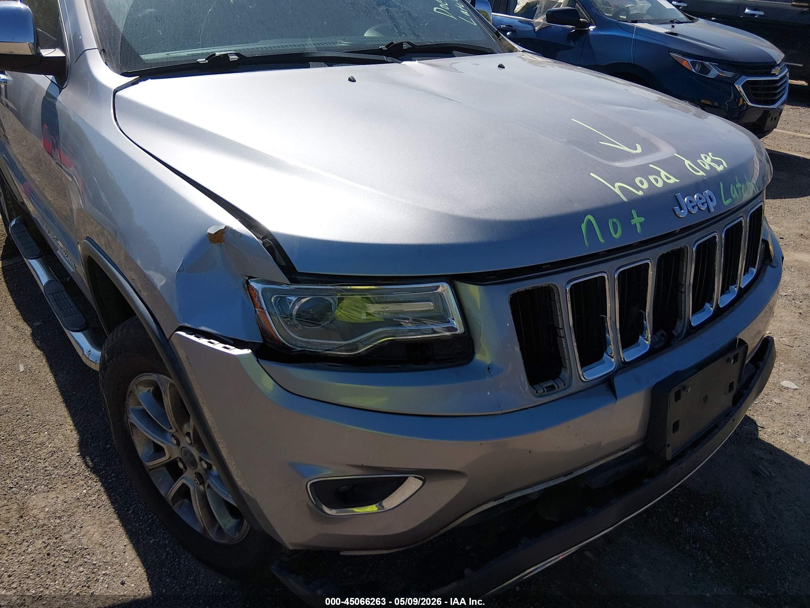 2014 Jeep Grand Cherokee Limited Silver vin: 1C4RJFBM2EC417312