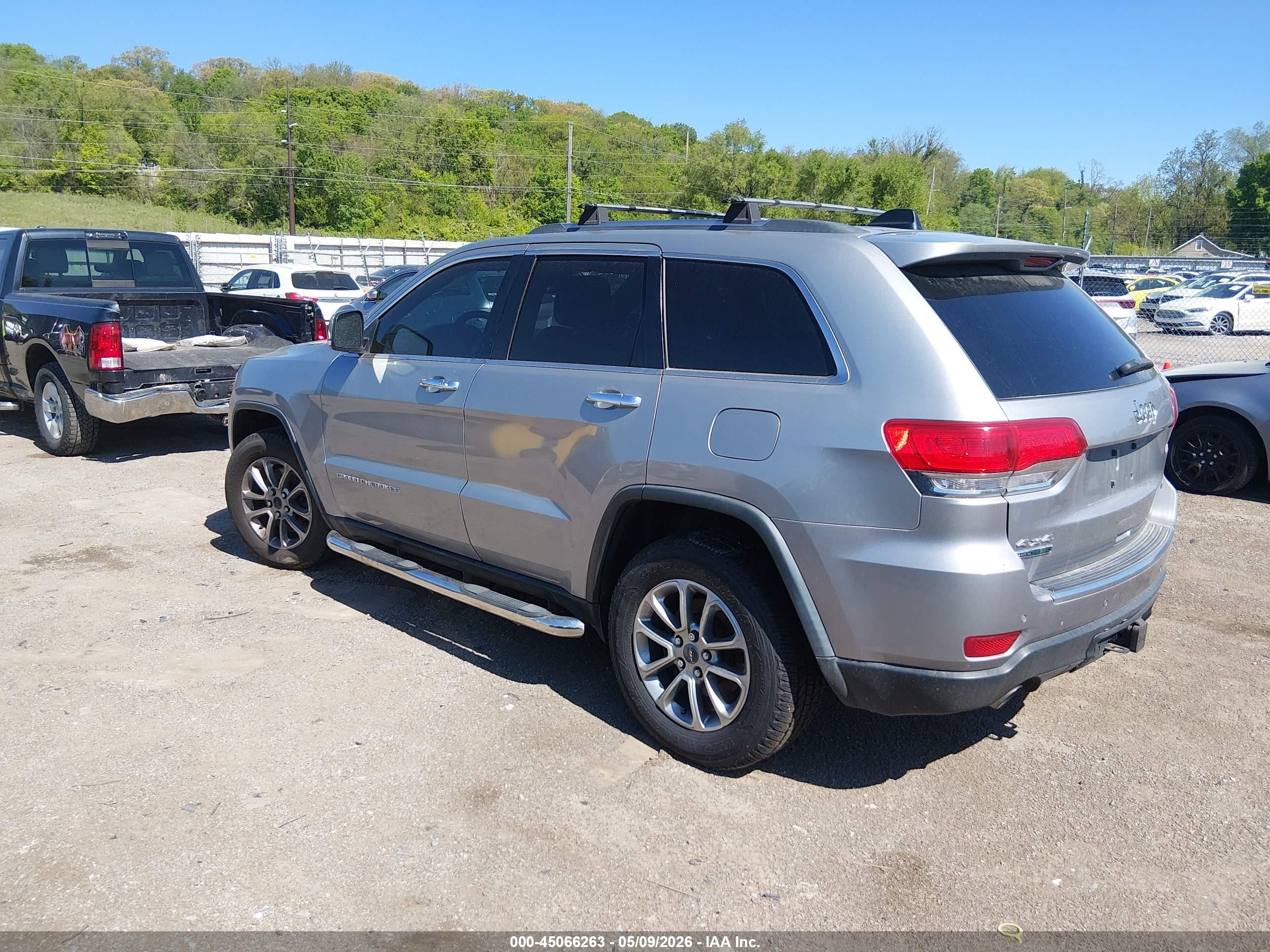 2014 Jeep Grand Cherokee Limited Silver vin: 1C4RJFBM2EC417312