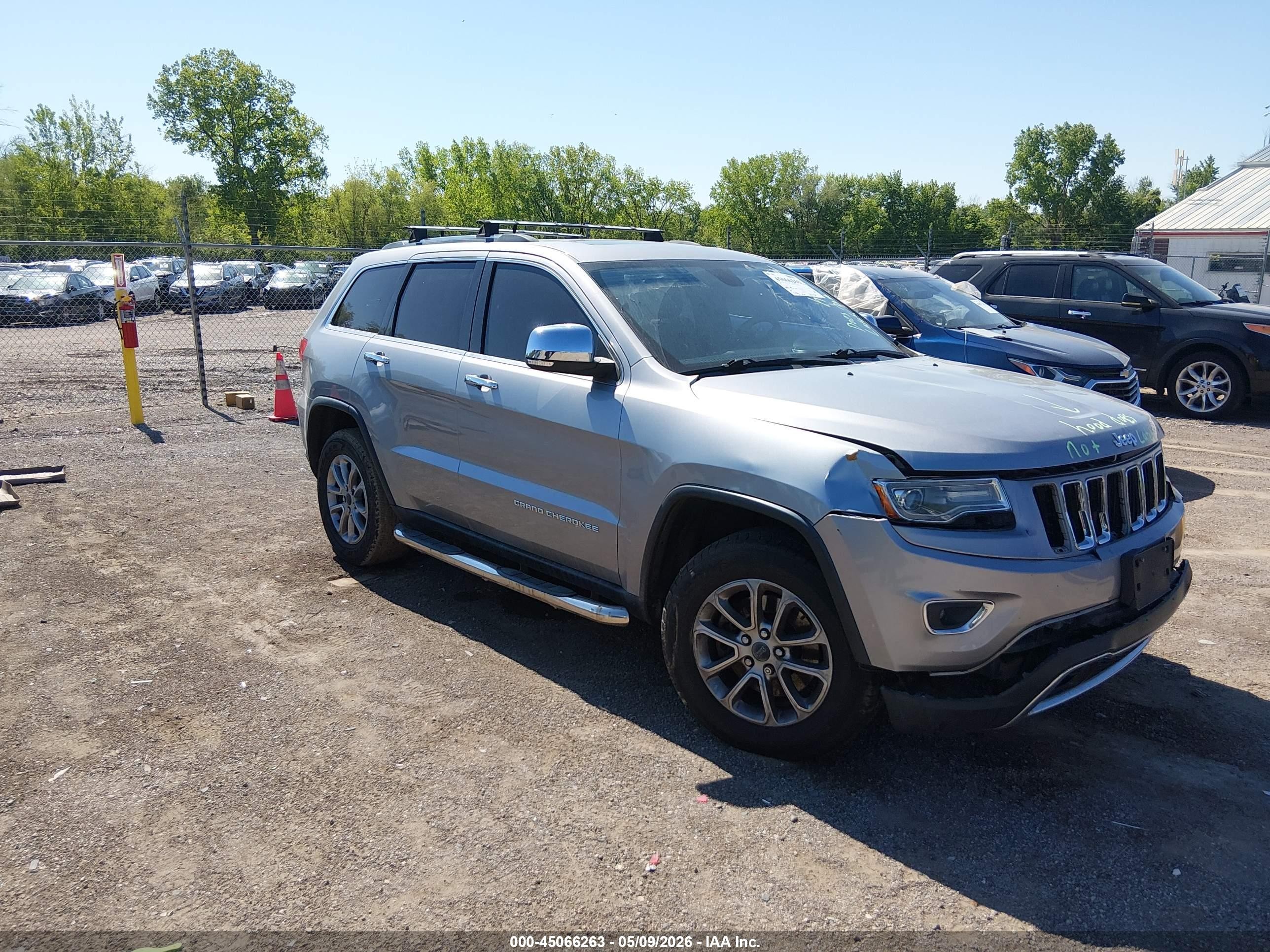 2014 Jeep Grand Cherokee Limited Silver vin: 1C4RJFBM2EC417312