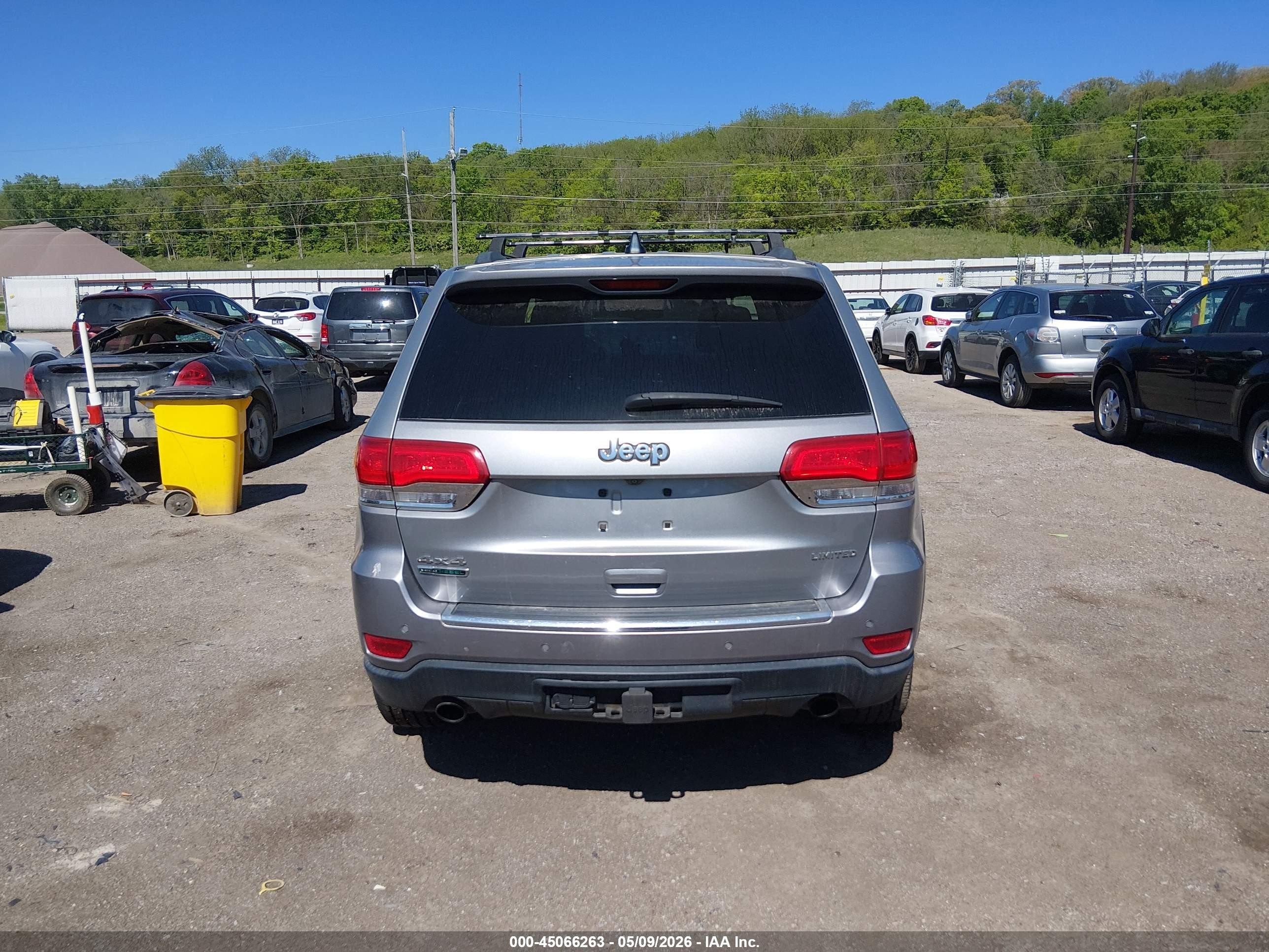 2014 Jeep Grand Cherokee Limited Silver vin: 1C4RJFBM2EC417312