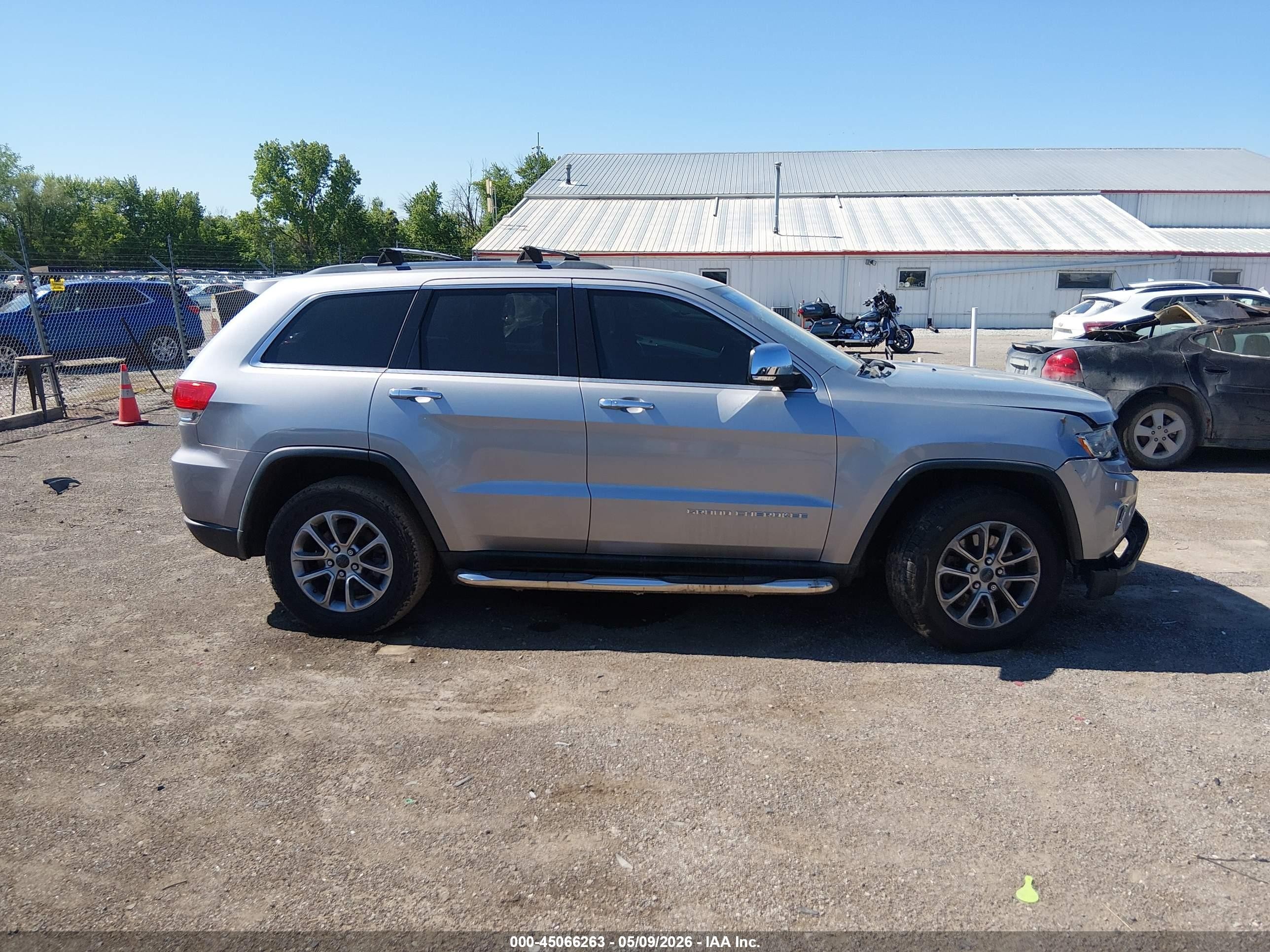 2014 Jeep Grand Cherokee Limited Silver vin: 1C4RJFBM2EC417312