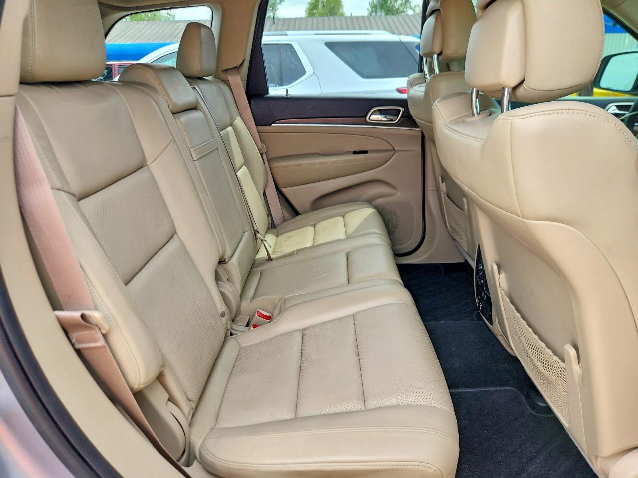 2014 Jeep Grand Cherokee Limited Silver vin: 1C4RJFBM3EC505253