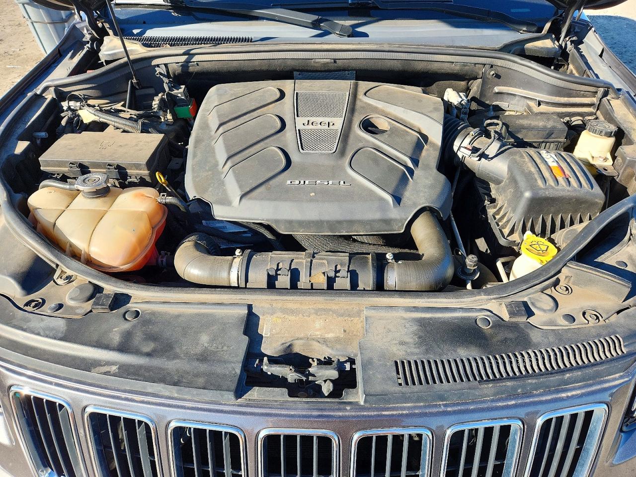 2014 Jeep Grand Cherokee Limited Gray vin: 1C4RJFBM6EC442021