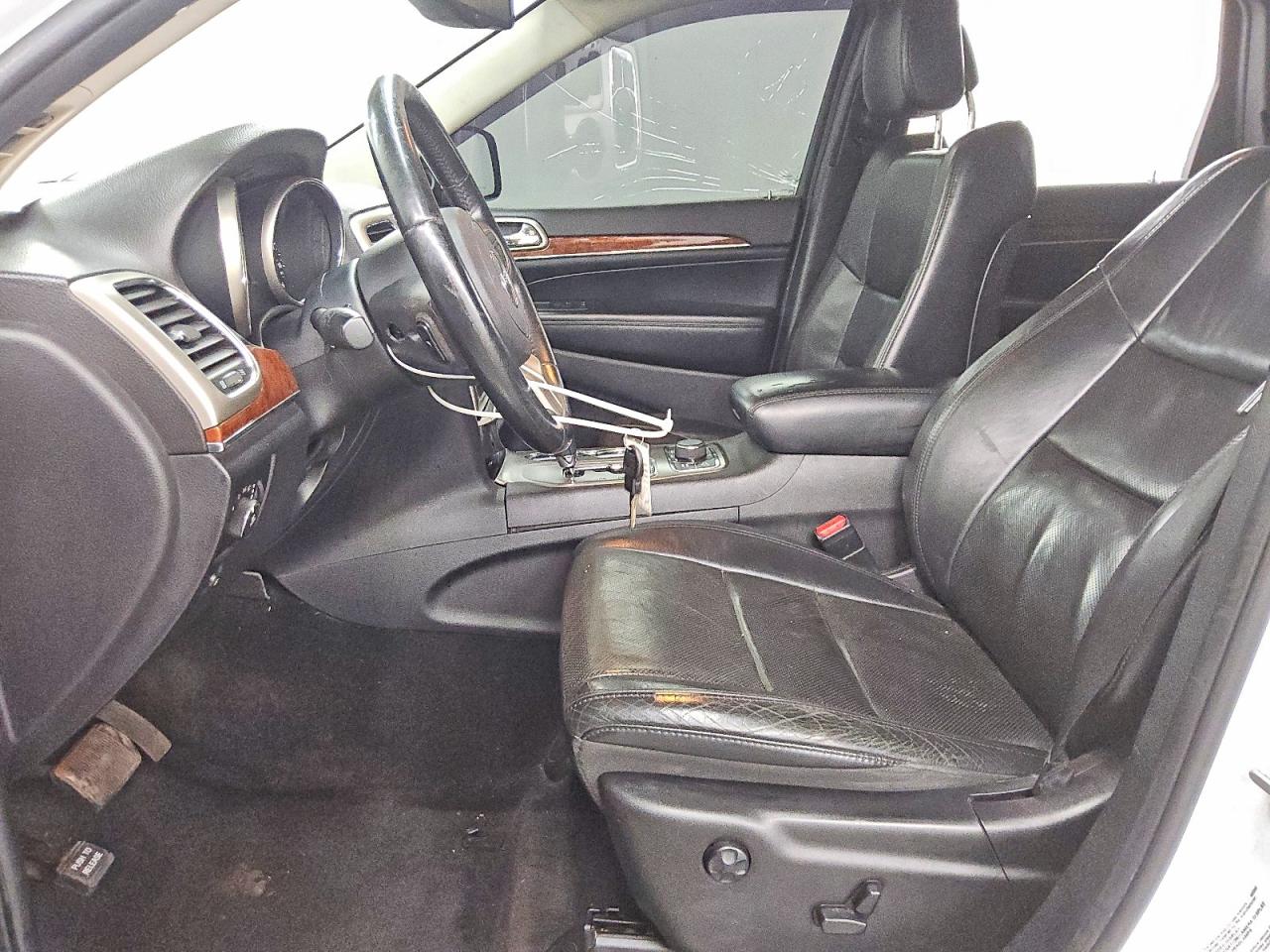 2013 Jeep Grand Cherokee Limited White vin: 1C4RJFBT0DC601251