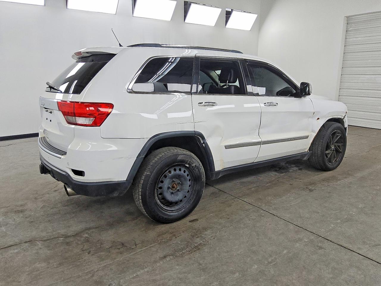 2013 Jeep Grand Cherokee Limited White vin: 1C4RJFBT0DC601251