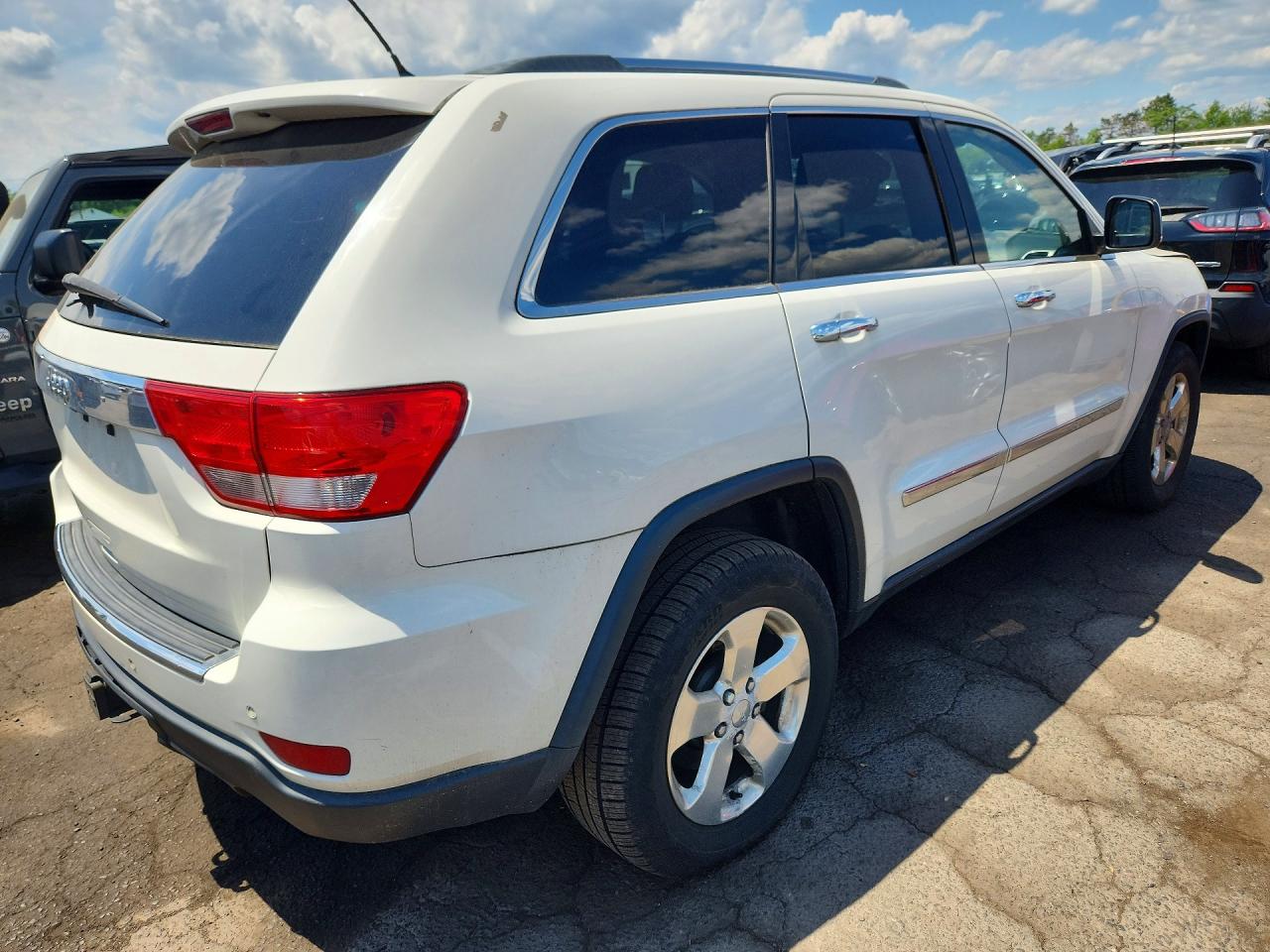 2013 Jeep Grand Cherokee Limited White vin: 1C4RJFBT1CC274423