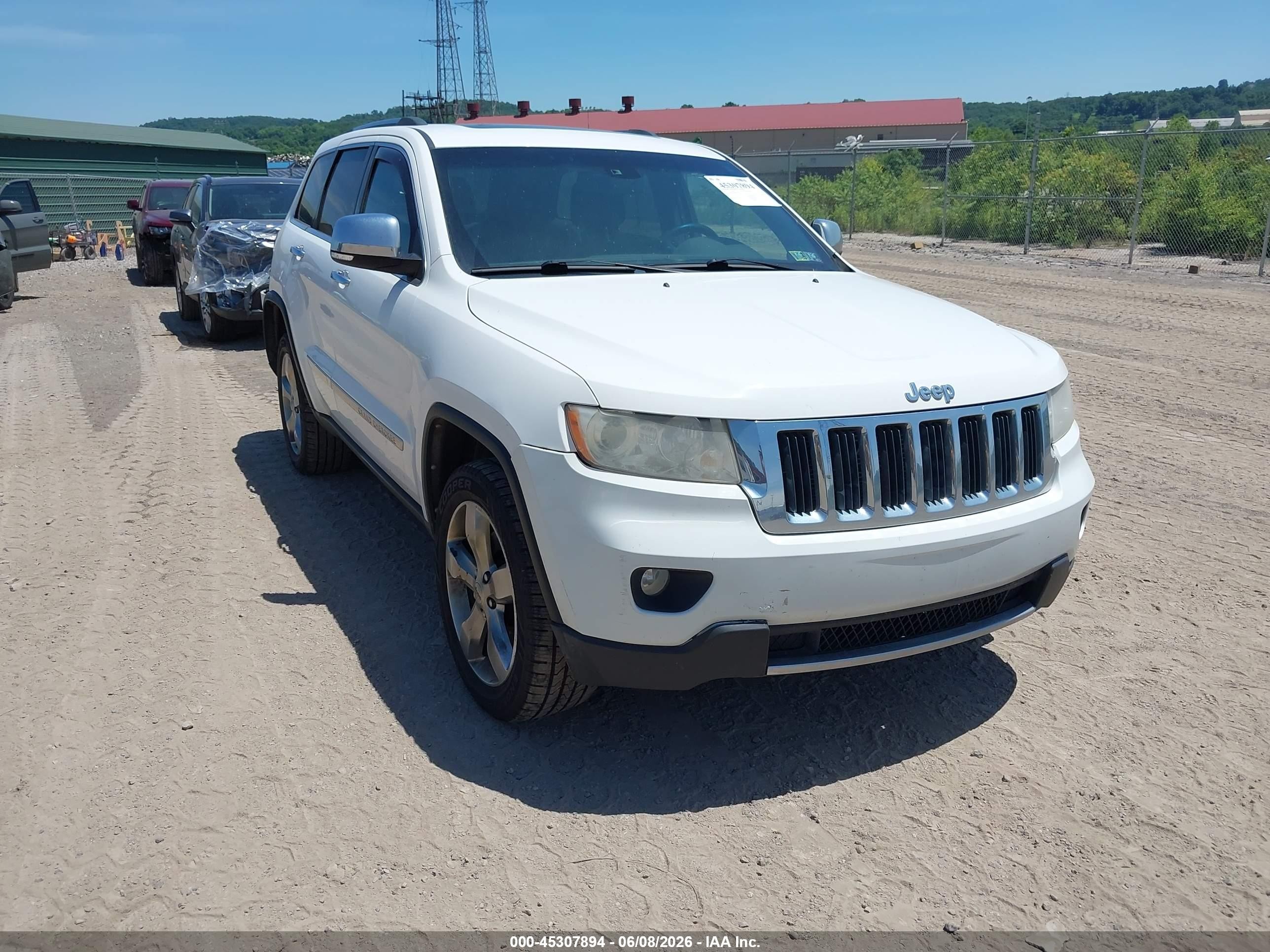 2013 Jeep Grand Cherokee Limited White vin: 1C4RJFBT1DC626322