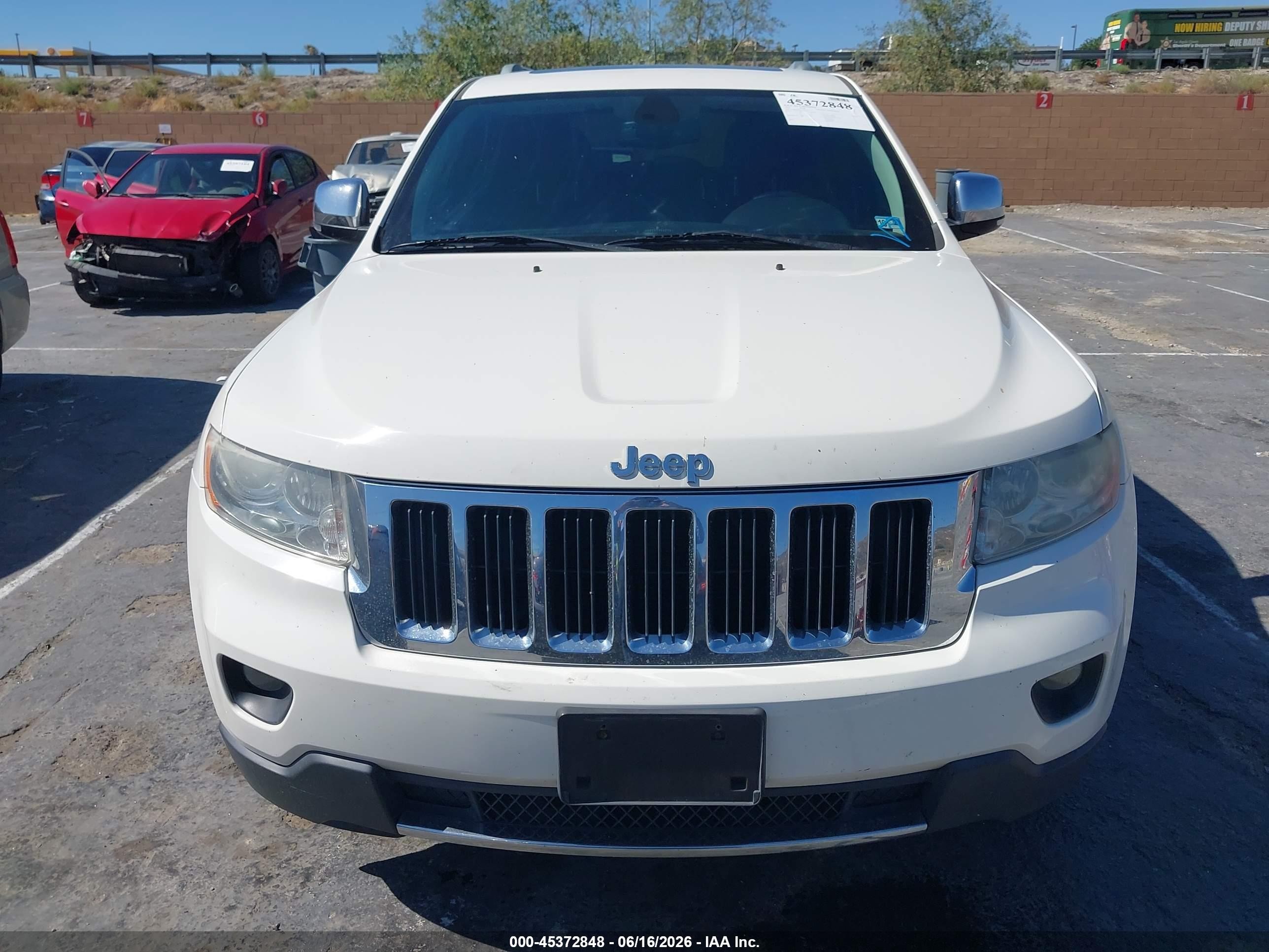 2012 Jeep Grand Cherokee Limited White vin: 1C4RJFBT2CC140391