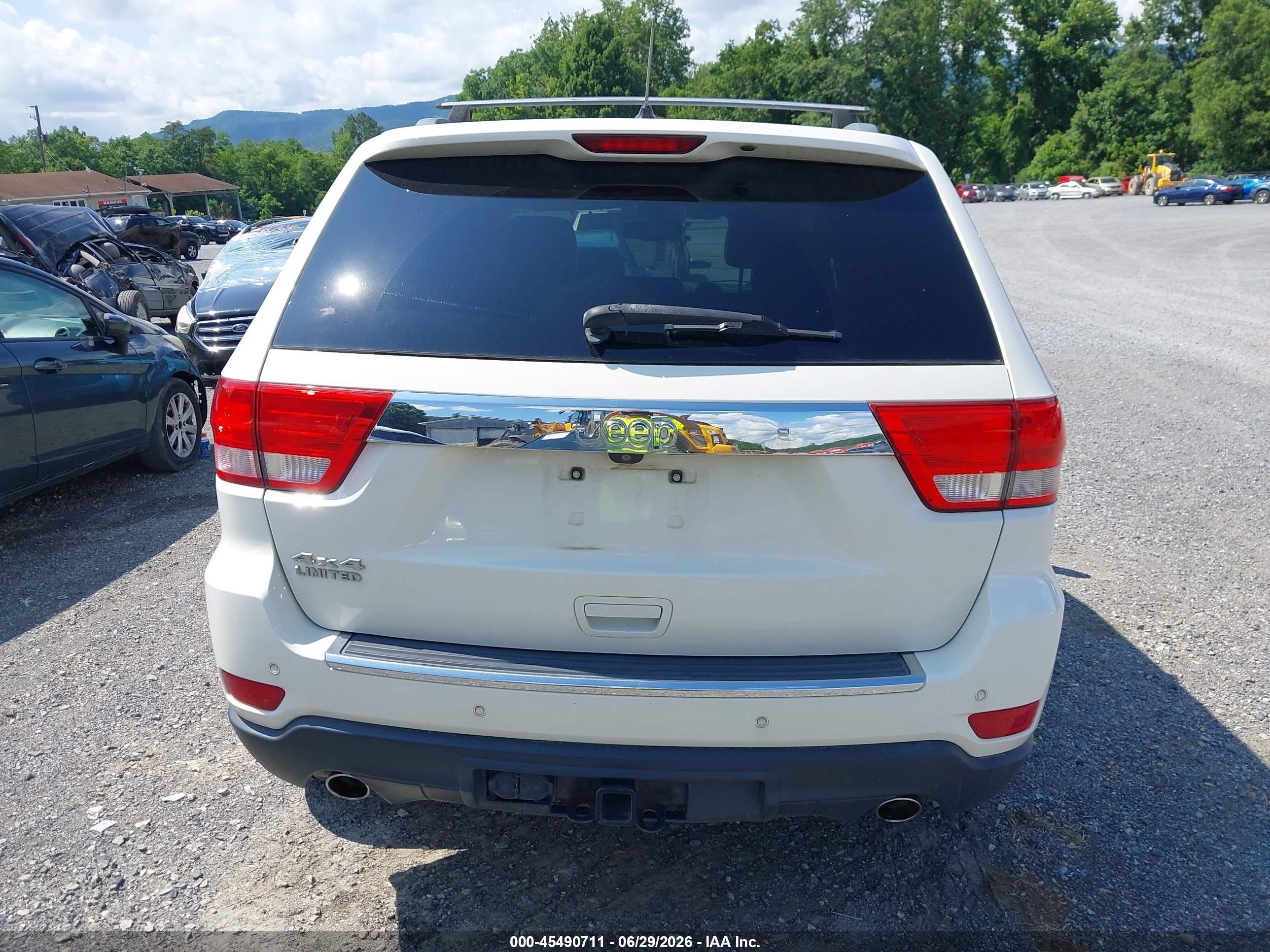 2012 Jeep Grand Cherokee Limited White vin: 1C4RJFBT3CC273287