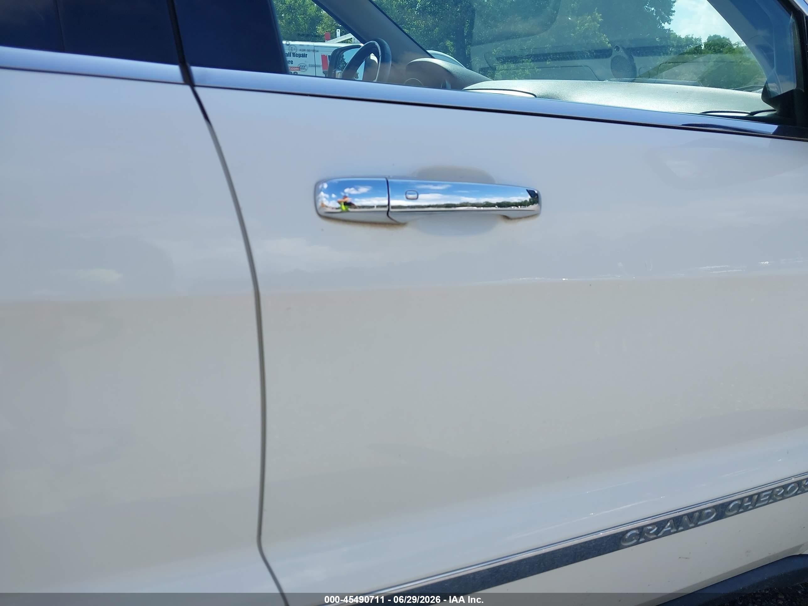 2012 Jeep Grand Cherokee Limited White vin: 1C4RJFBT3CC273287
