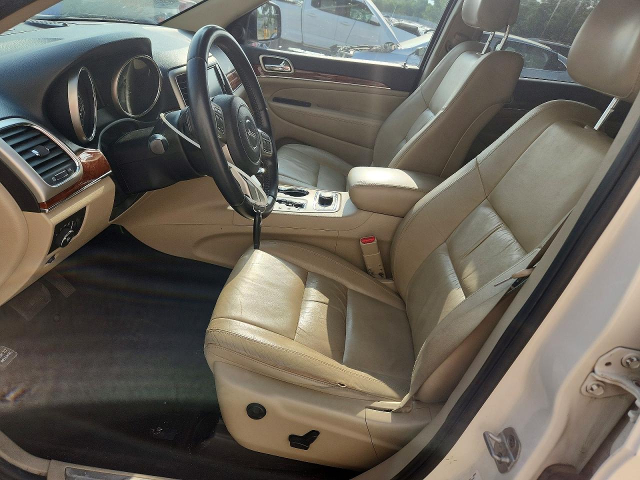 2012 Jeep Grand Cherokee Limited White vin: 1C4RJFBT4CC352581