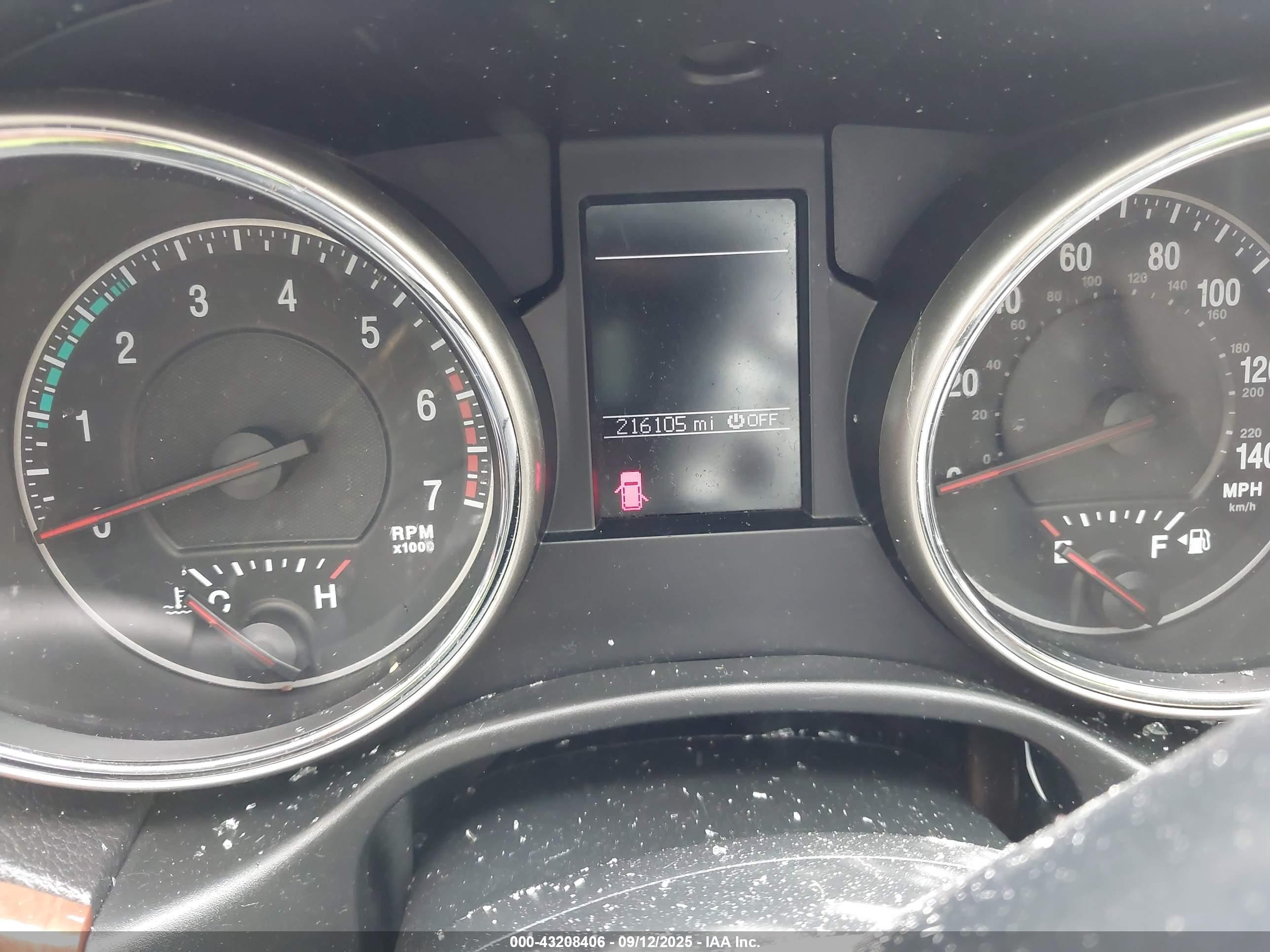 2013 Jeep Grand Cherokee Limited Silver vin: 1C4RJFBT5DC525784