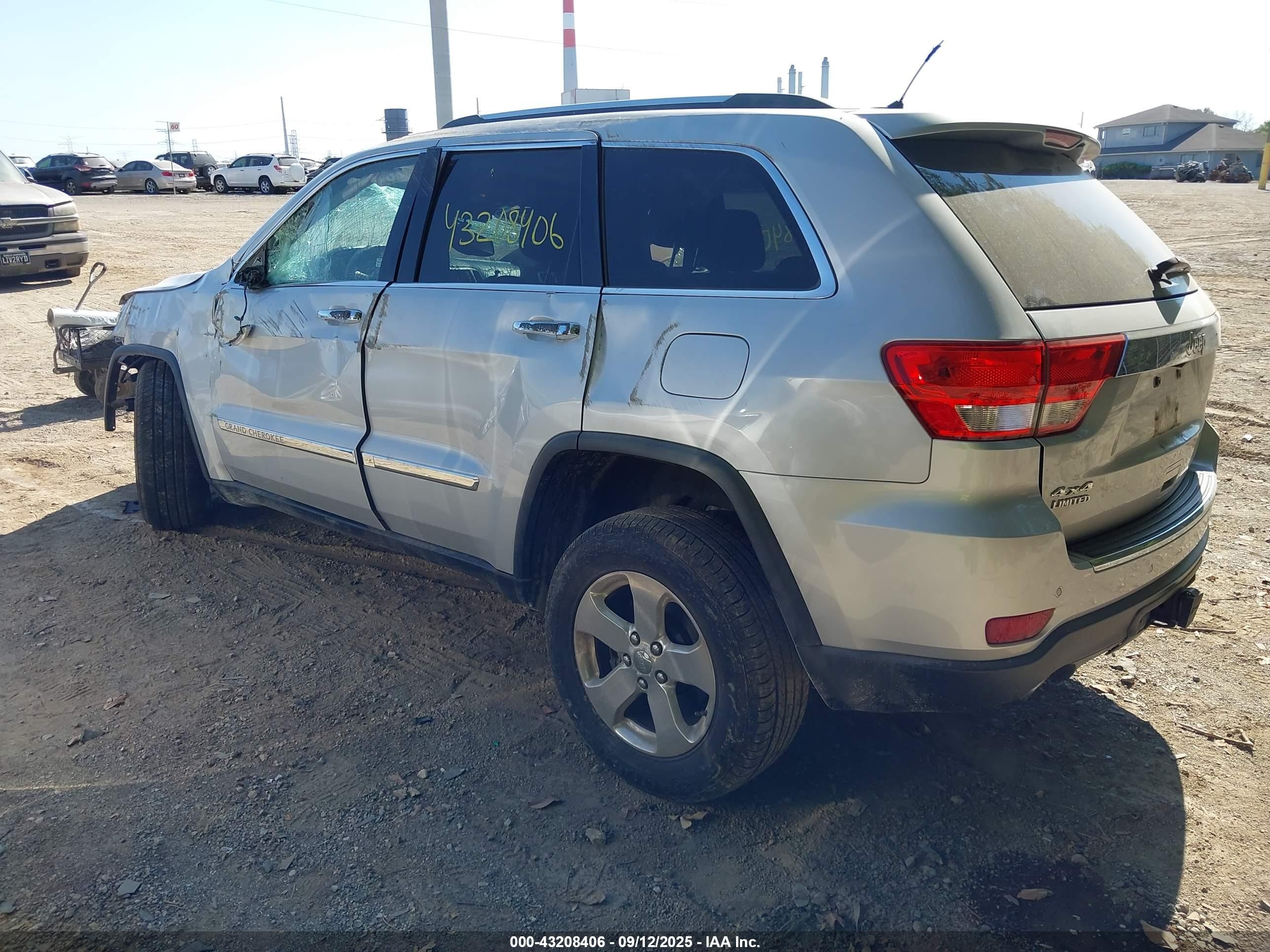 2013 Jeep Grand Cherokee Limited Silver vin: 1C4RJFBT5DC525784