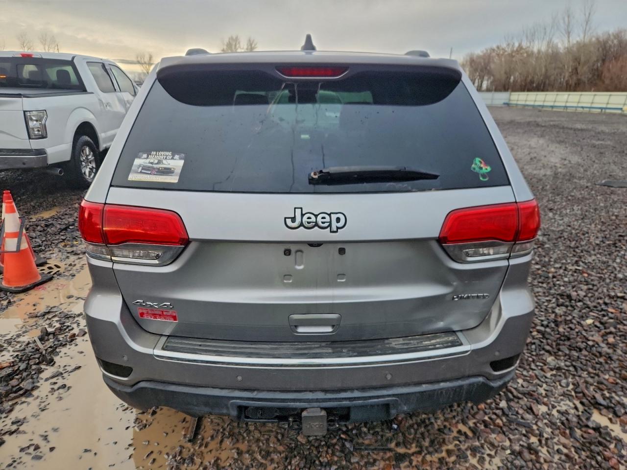 2014 Jeep Grand Cherokee Limited Silver vin: 1C4RJFBT5EC155793