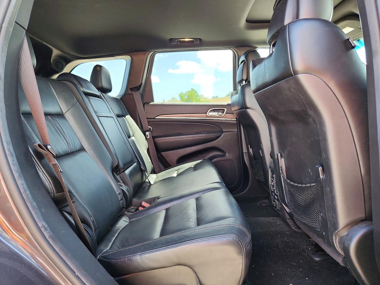 2014 Jeep Grand Cherokee Limited Silver vin: 1C4RJFBT5EC254291