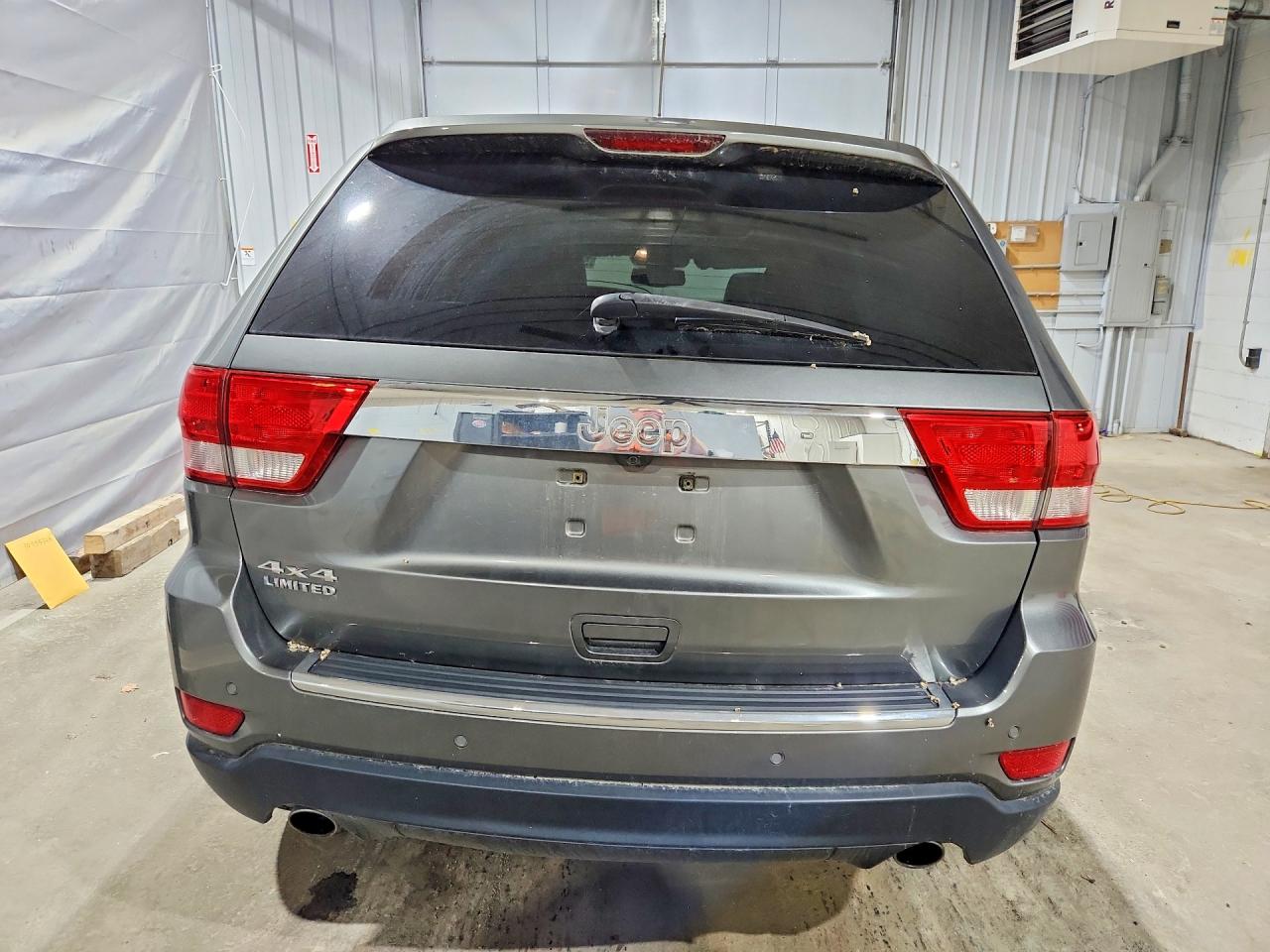 2012 Jeep Grand Cherokee Limited Gray vin: 1C4RJFBT7CC131346