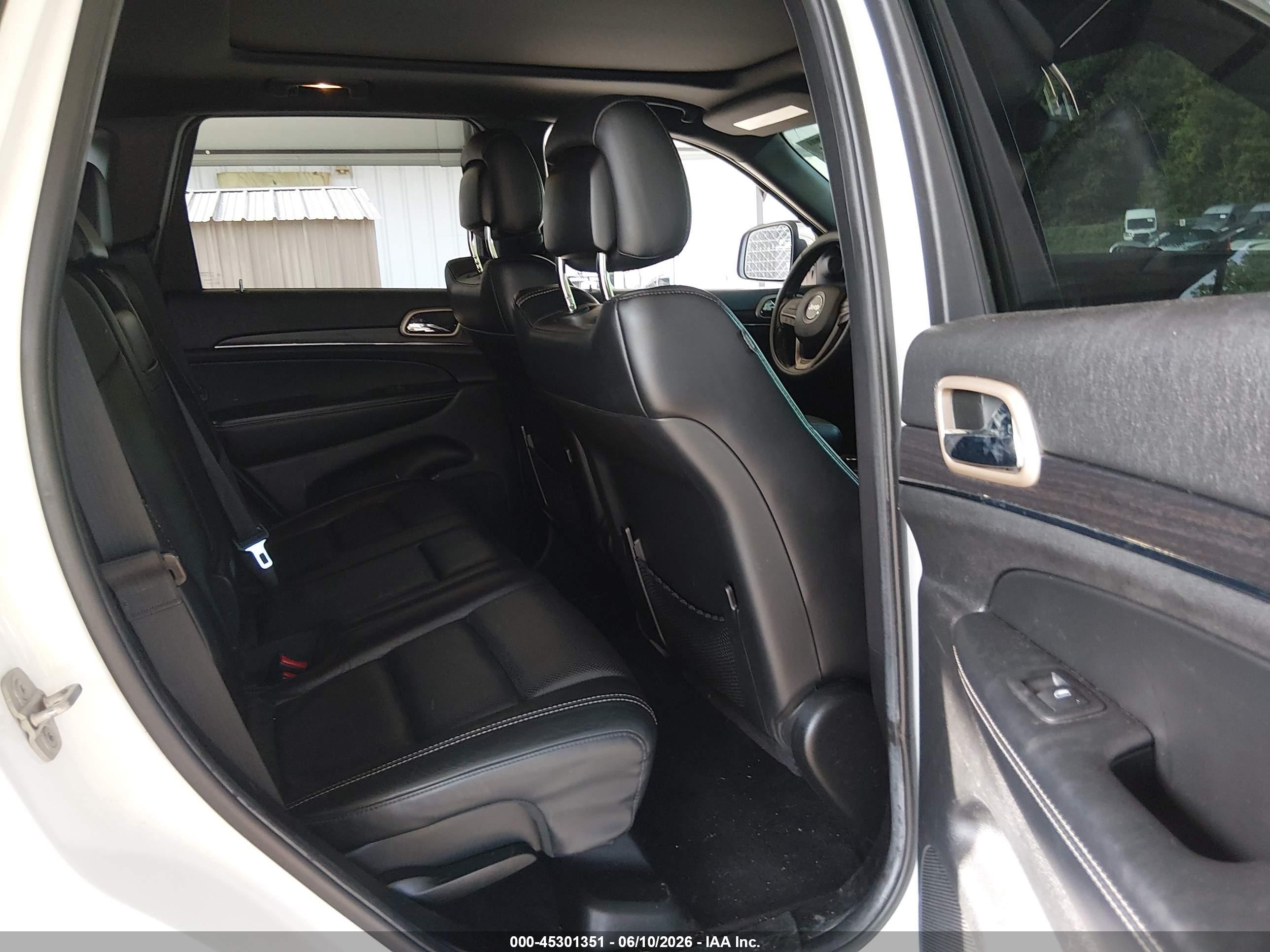 2014 Jeep Grand Cherokee Limited White vin: 1C4RJFBT7EC142446
