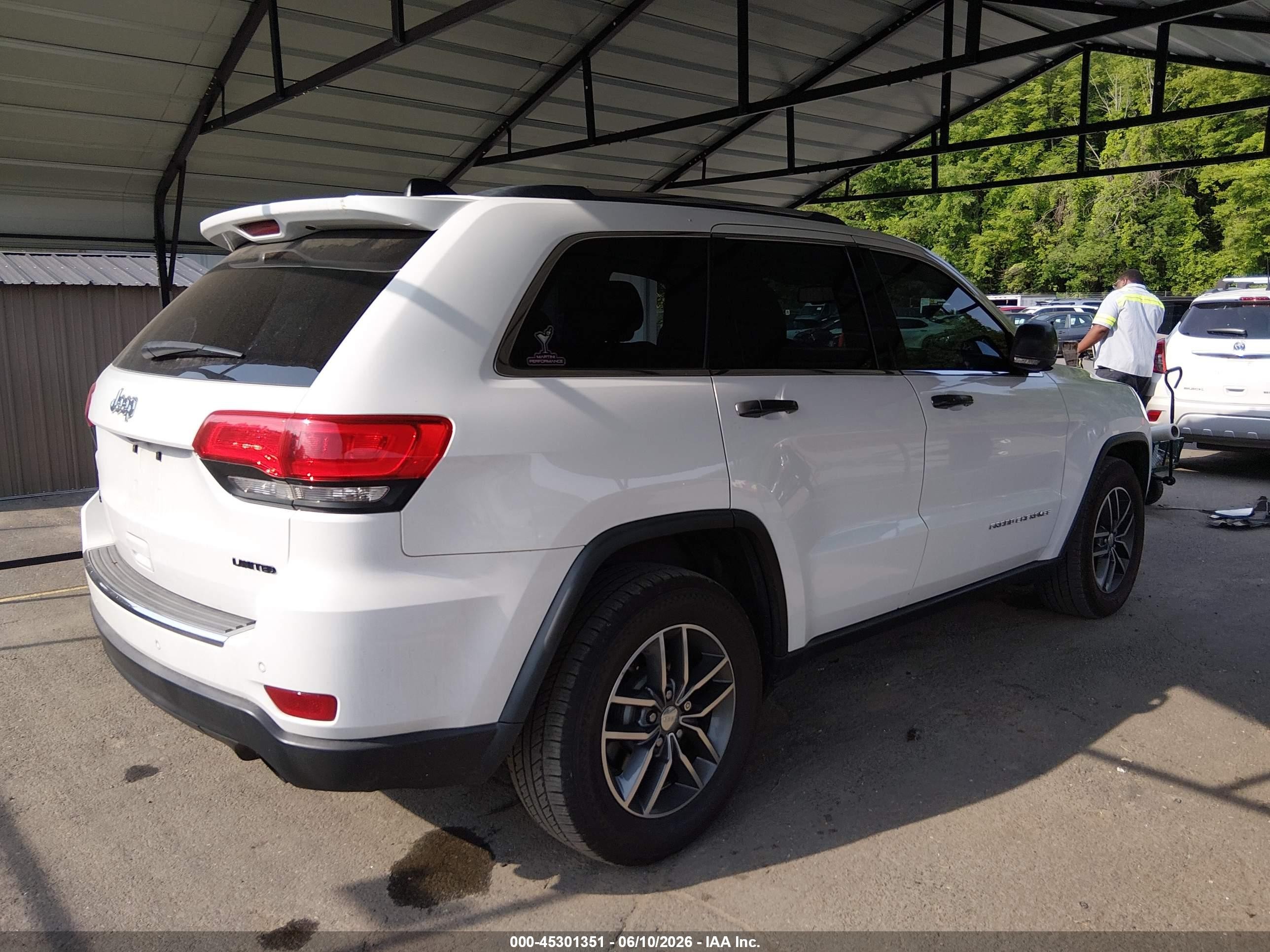 2014 Jeep Grand Cherokee Limited White vin: 1C4RJFBT7EC142446